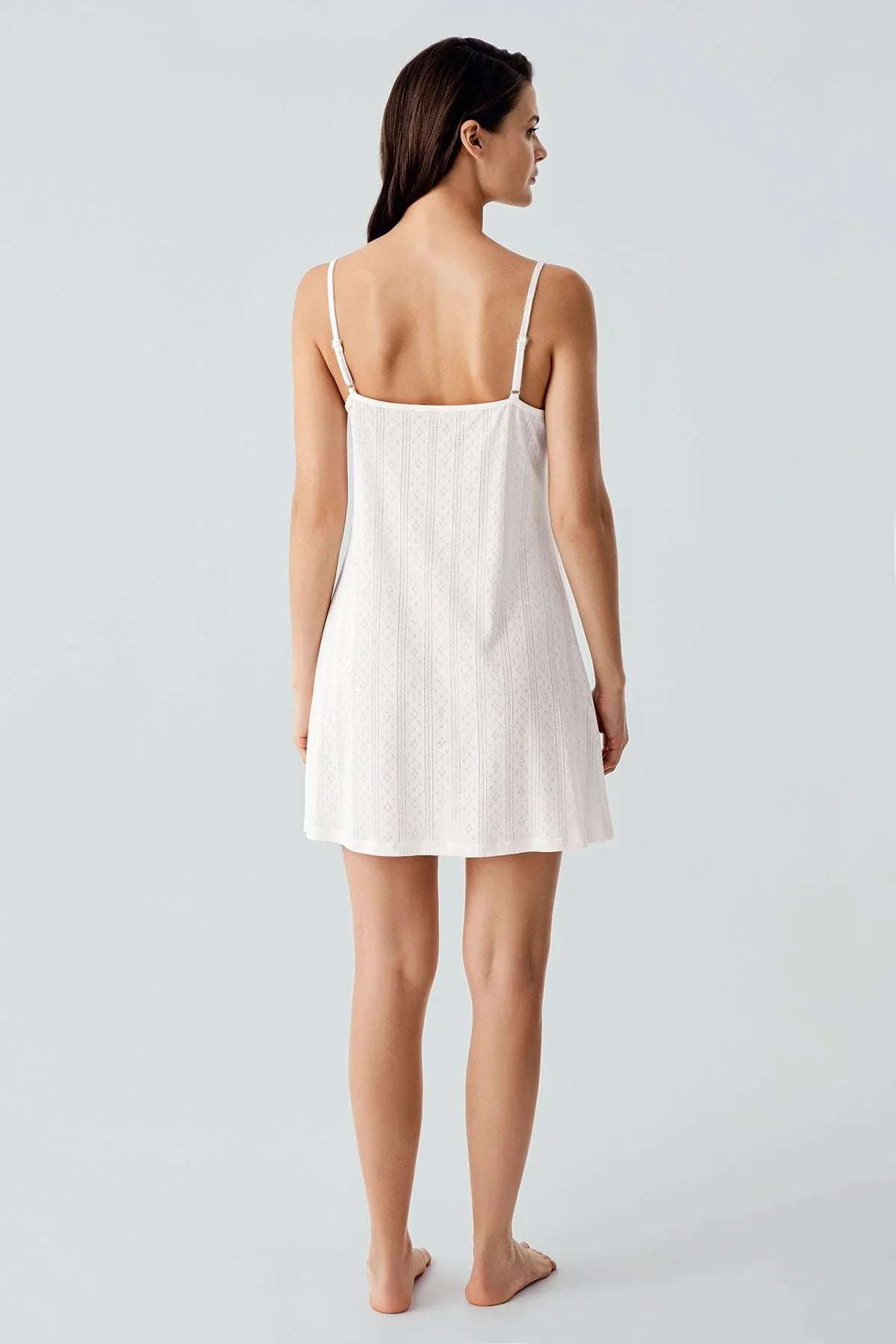 Ajurlu Askılı Kısa Esnek Pamuklu Gecelik 17108