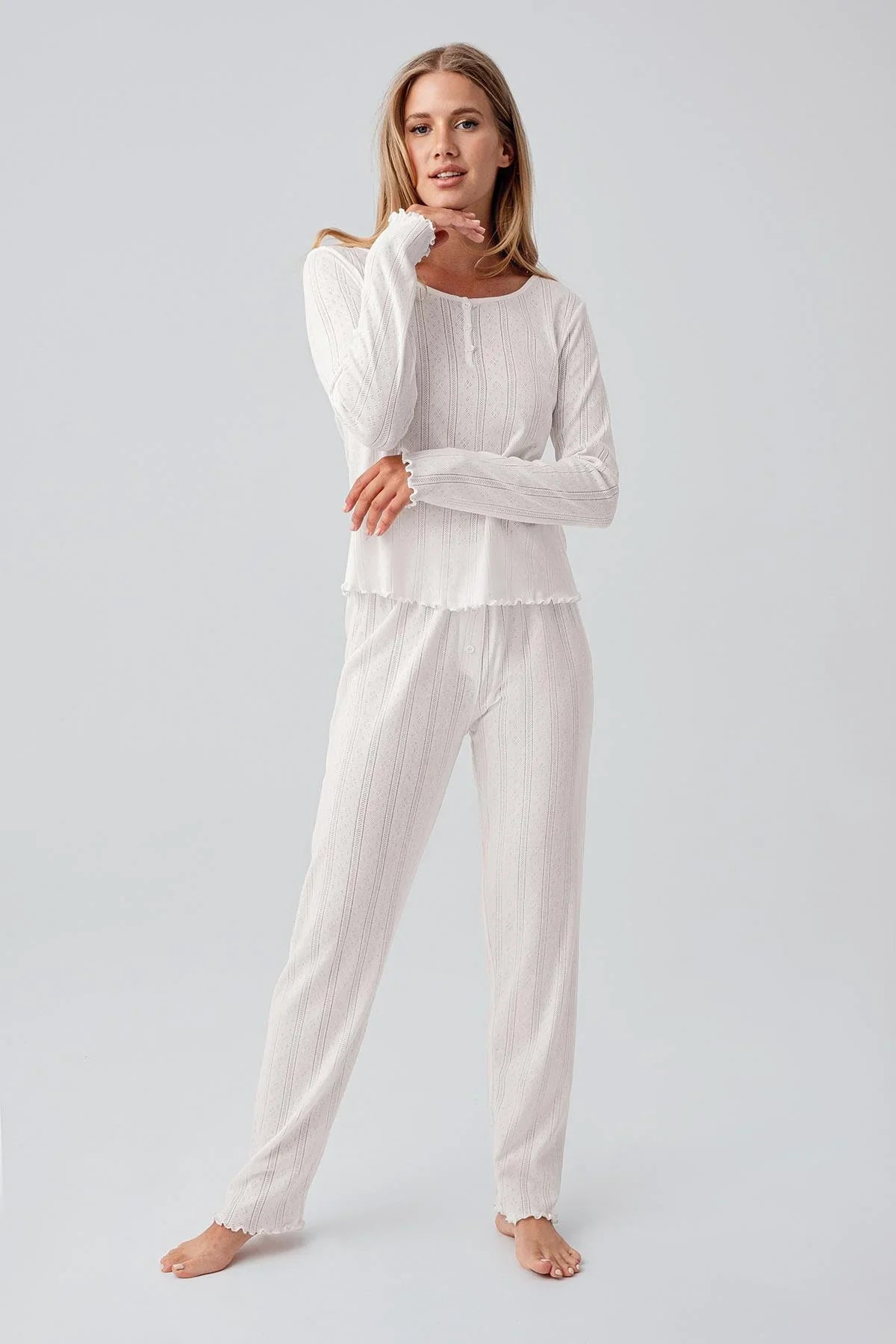 Uzun Kollu Ajurlu Düğmeli Esnek Pamuklu Pijama Takım 18213