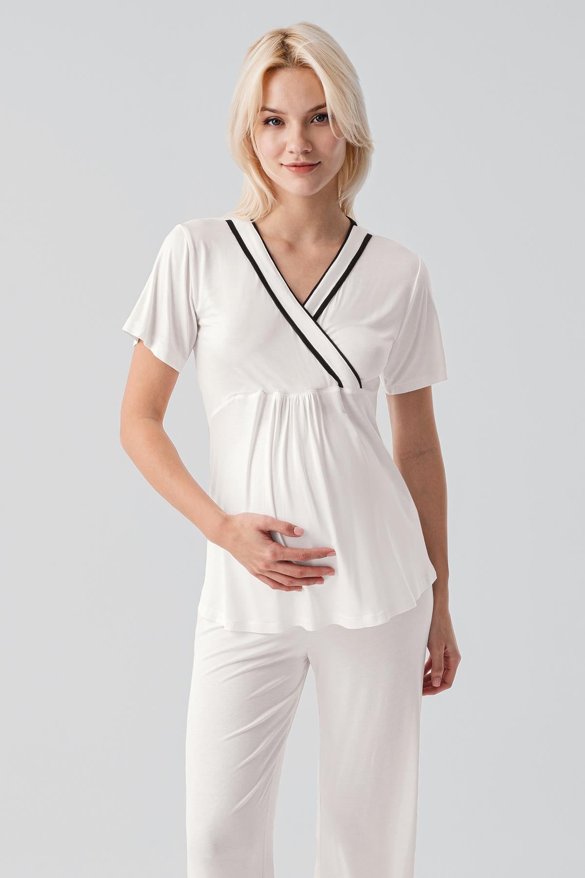 Kısa Kollu Emzirme Bölmeli Ayarlanabilir Bel Esnek Viskoz Hamile Pijama Takım 19317