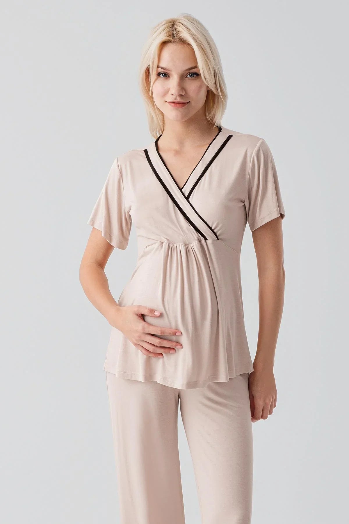 Kısa Kollu Emzirme Bölmeli Ayarlanabilir Bel Esnek Likralı Viskoz Soft Hamile Pijama Takım 19317