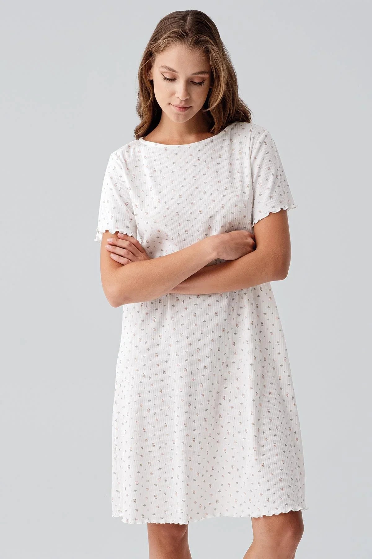 Short-Sleeved Floral Patterned 100% Cotton Nightgown 19105
