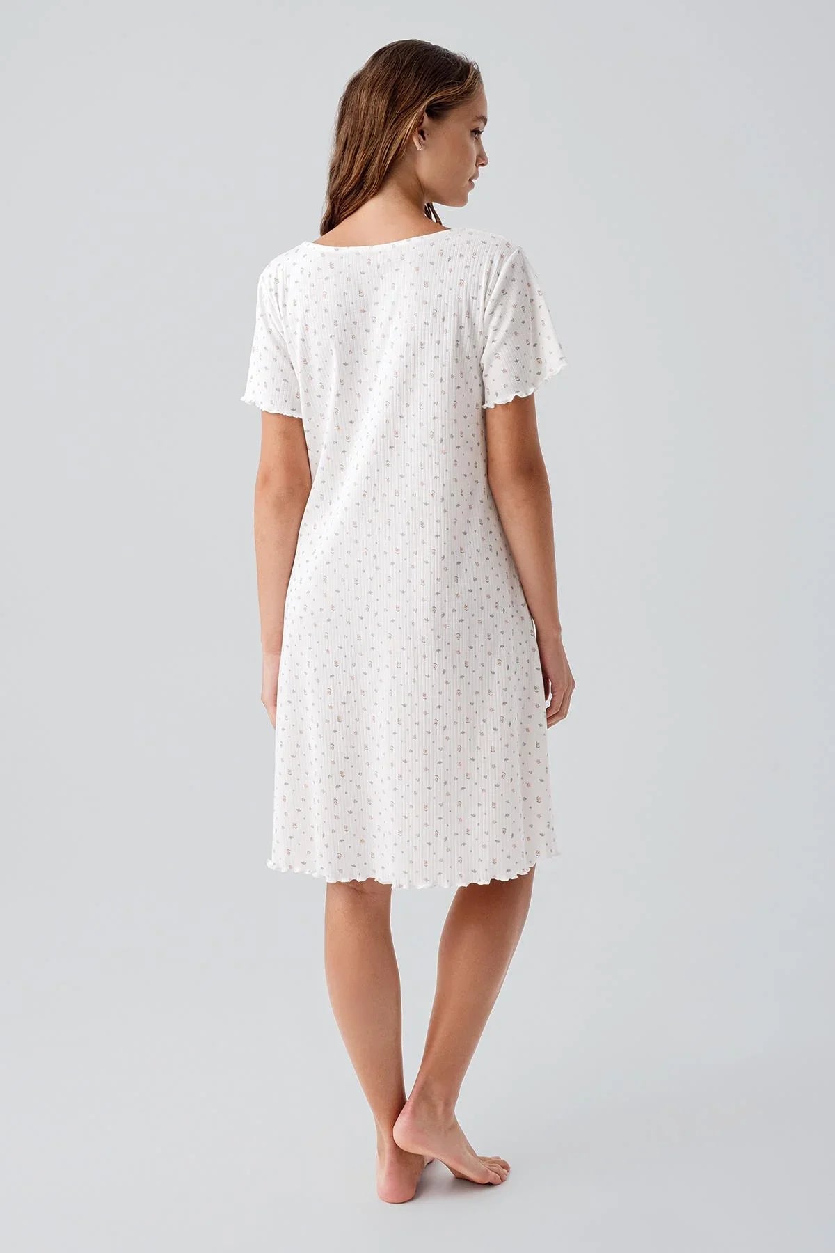 Short-Sleeved Floral Patterned 100% Cotton Nightgown 19105