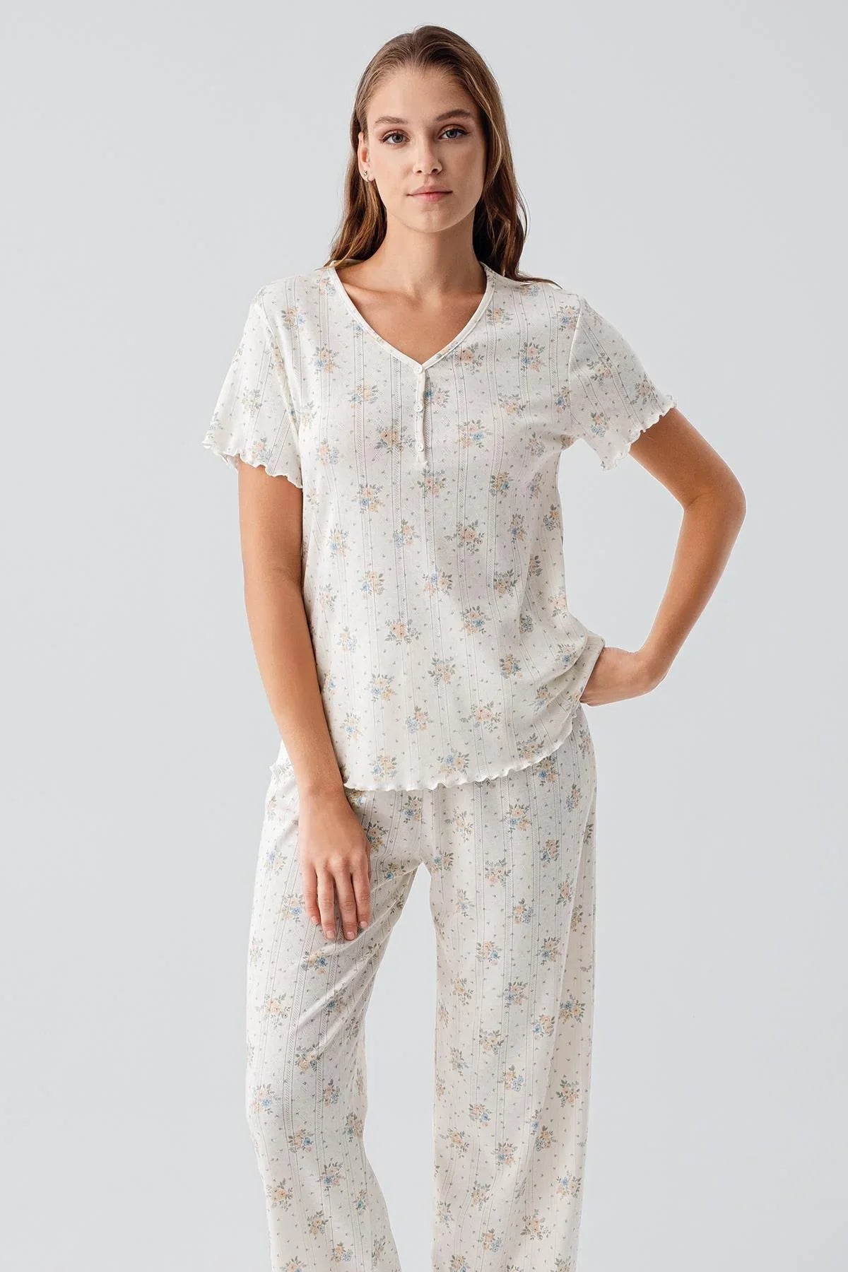 Kısa Kollu Çiçek Desenli Düğmeli Ajurlu %100 Pamuk Pijama Takım 19202