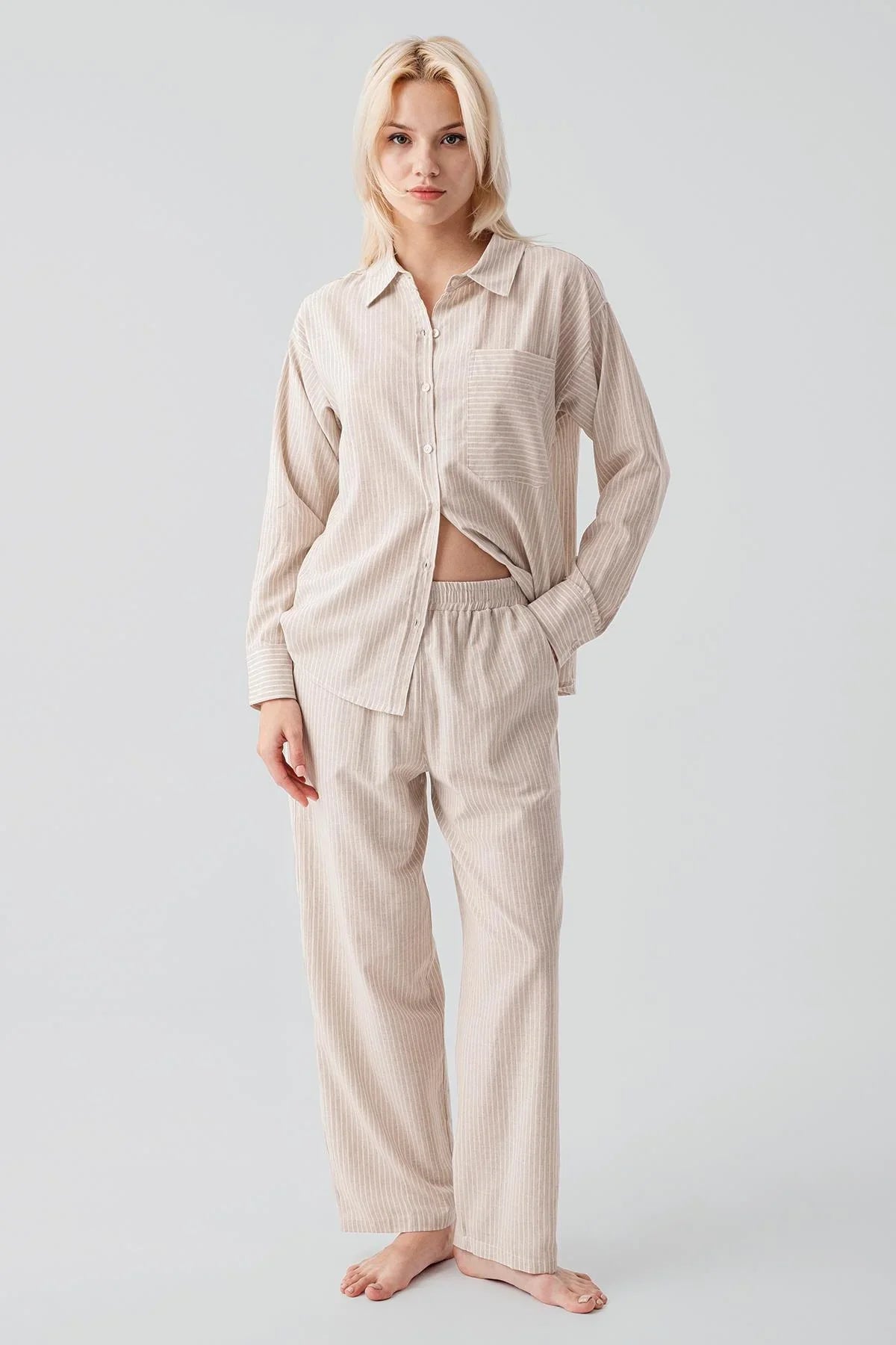 Uzun Kollu Çizgili Düğmeli Dokuma %100 Pamuk Pijama Takım 19209