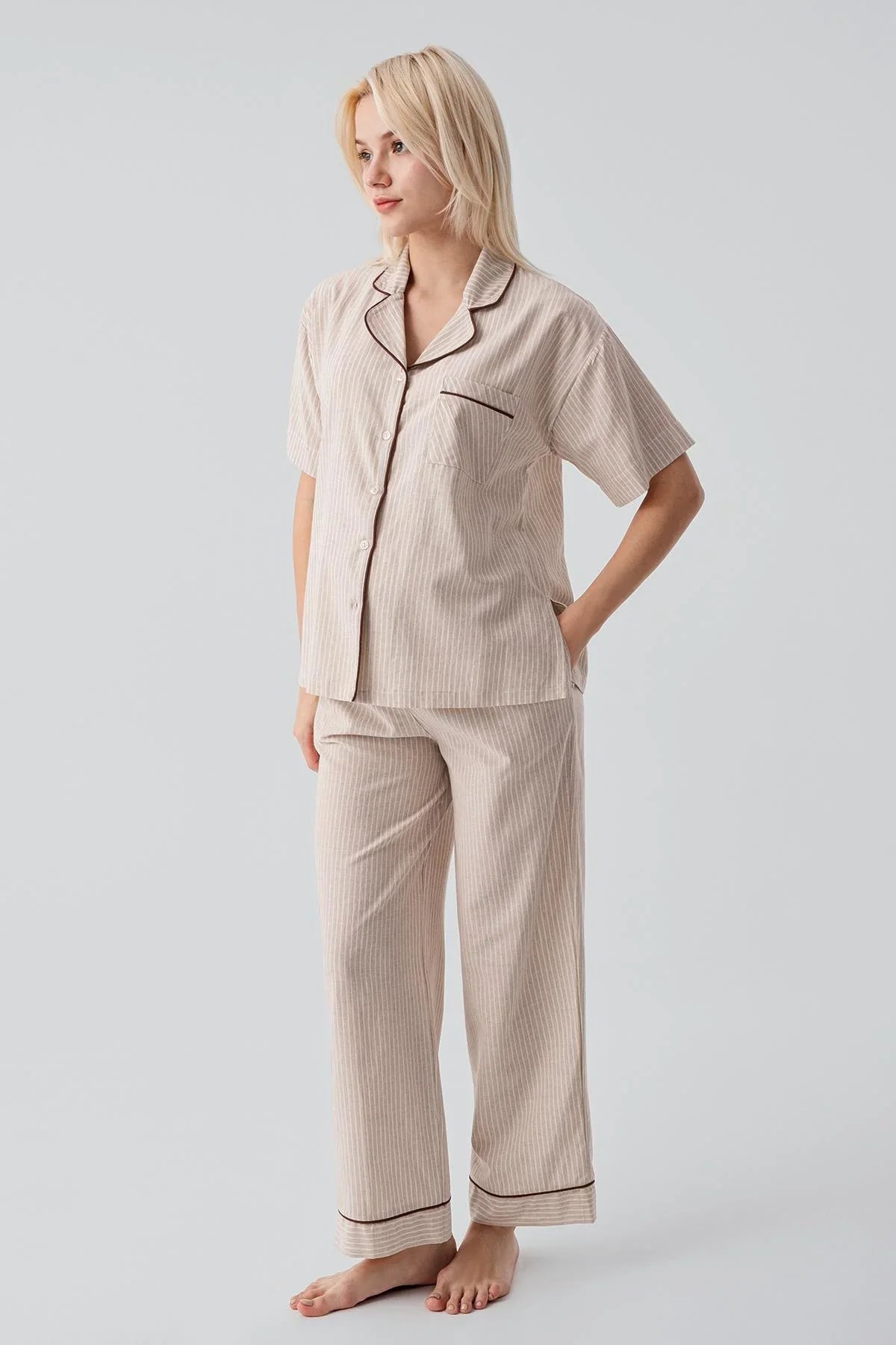 Kısa Kollu Düğmeli Çizgili Dokuma %100 Pamuk Pijama Takım 19208