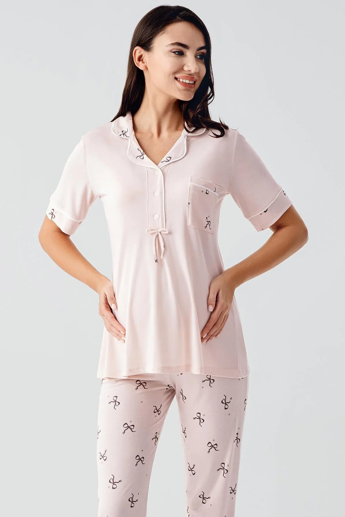 Fiyonk Desenli Düğmeli Kısa Kollu Esnek Viskoz Hamile Pijama Takım 17207 - Artış Collection