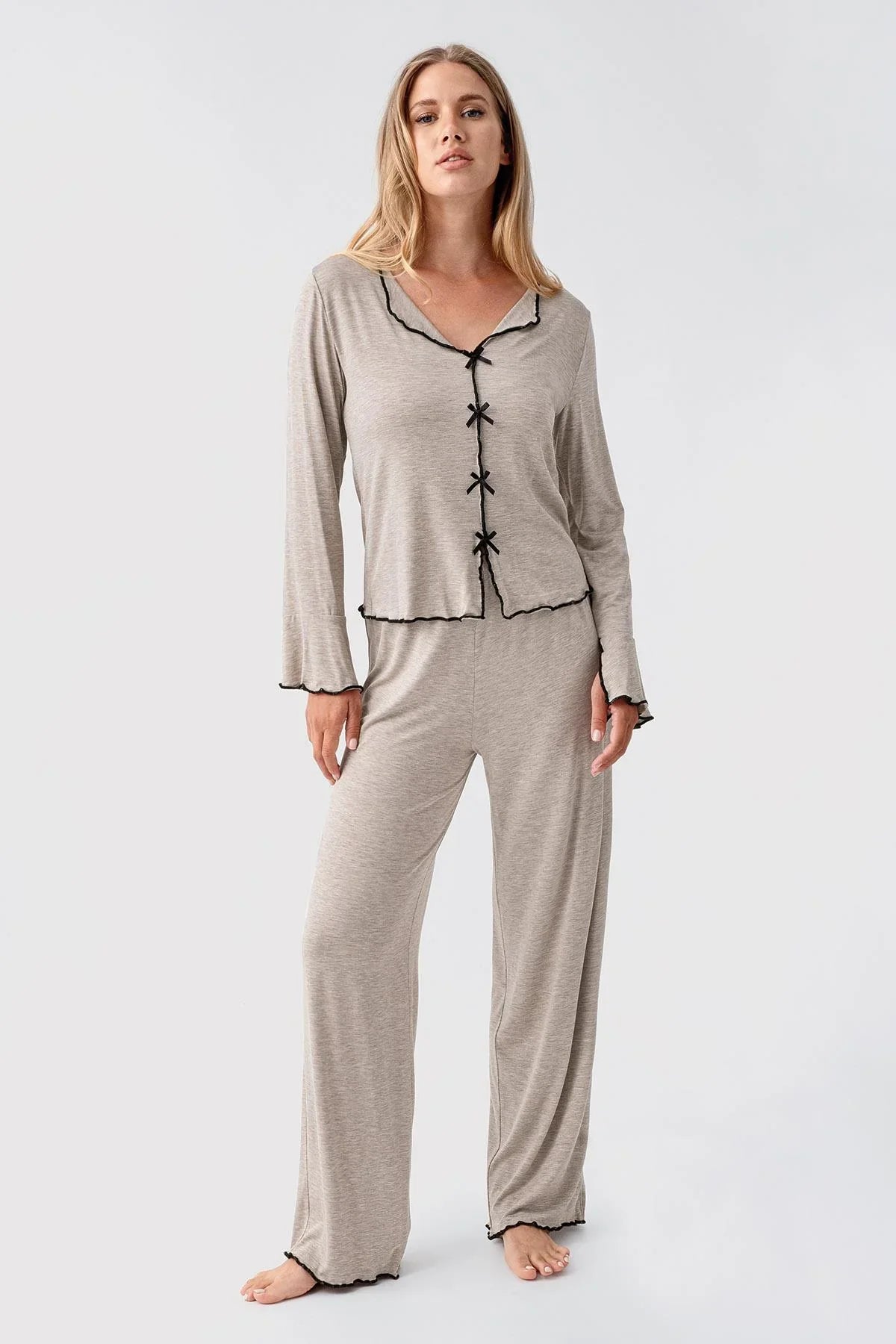 Uzun Kollu Kurdele Fiyonk Detaylı Esnek Viskoz Pijama Takım 18208 - Artış Collection