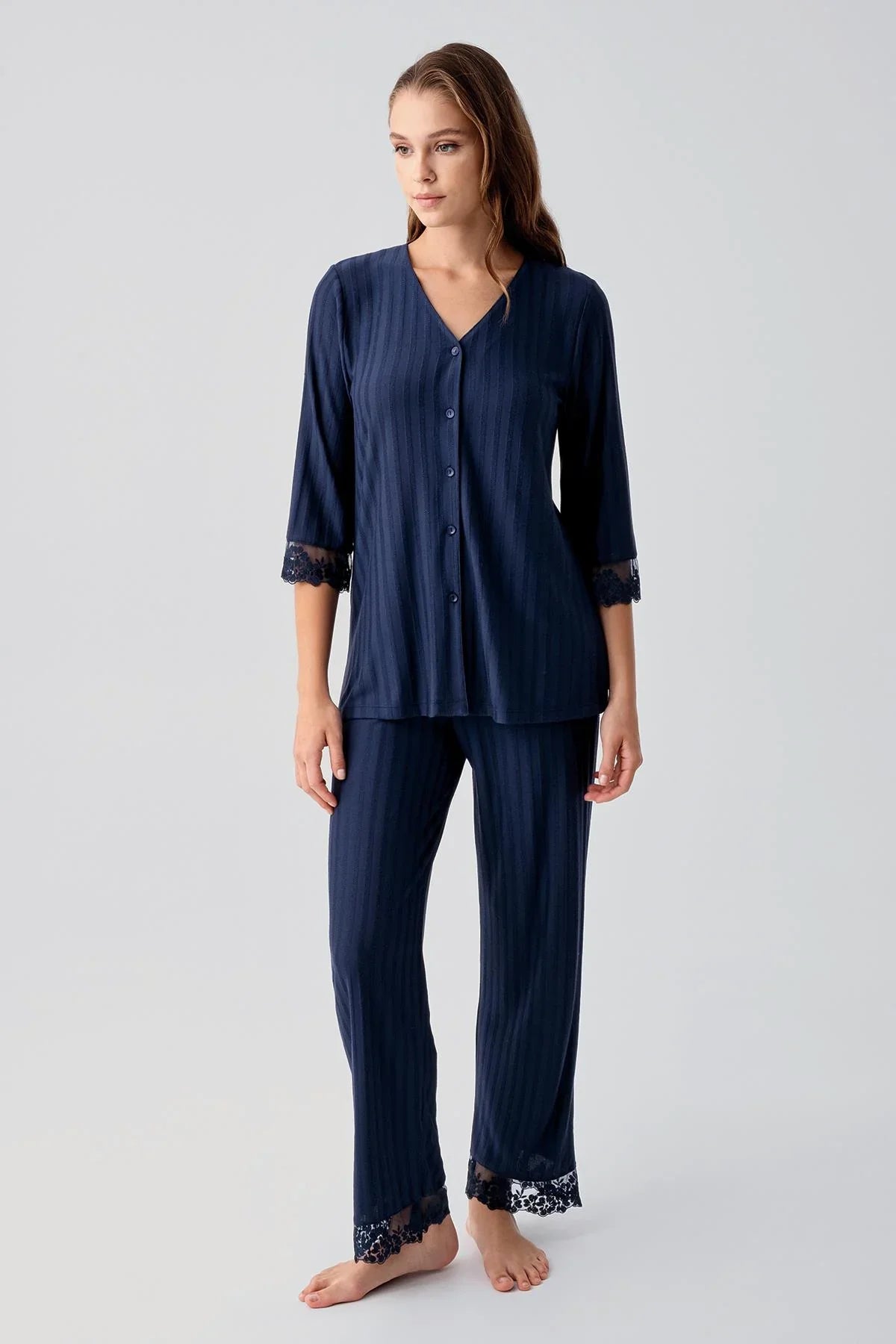 Truvakar Sleeveless Lace Buttoned Stretch Viscose Pajama Set 19207