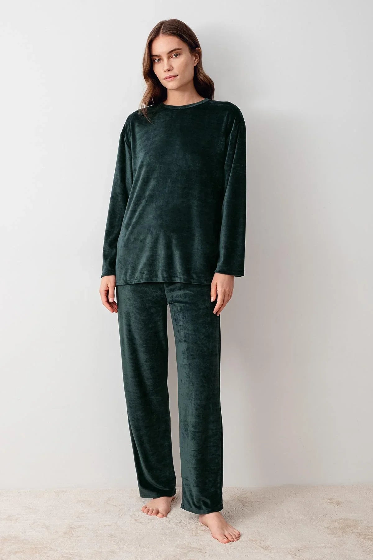 Uzun Kollu Esnek Yumuşak Viskoz Kadife Pijama Takım 20201 - Artış Collection