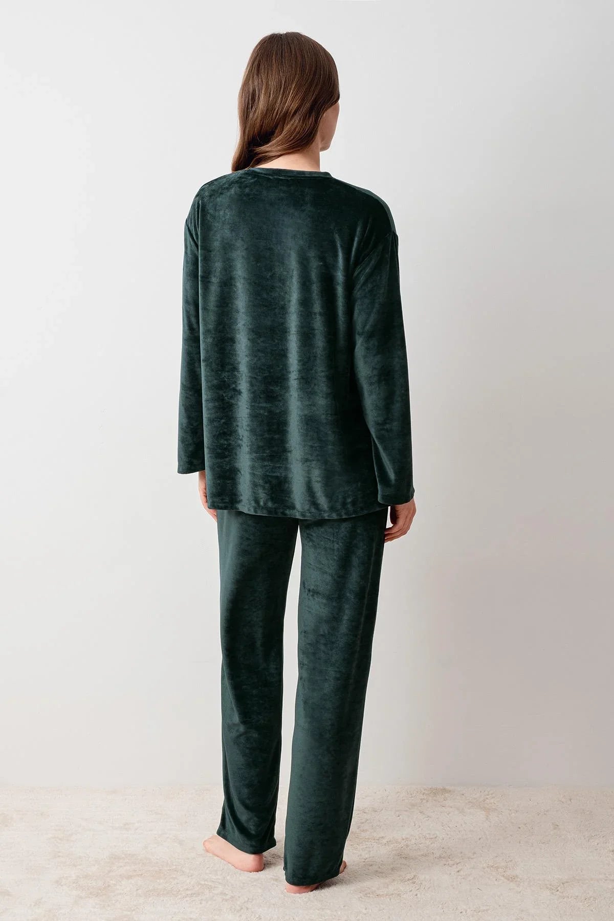 Uzun Kollu Esnek Yumuşak Viskoz Kadife Pijama Takım 20201 - Artış Collection