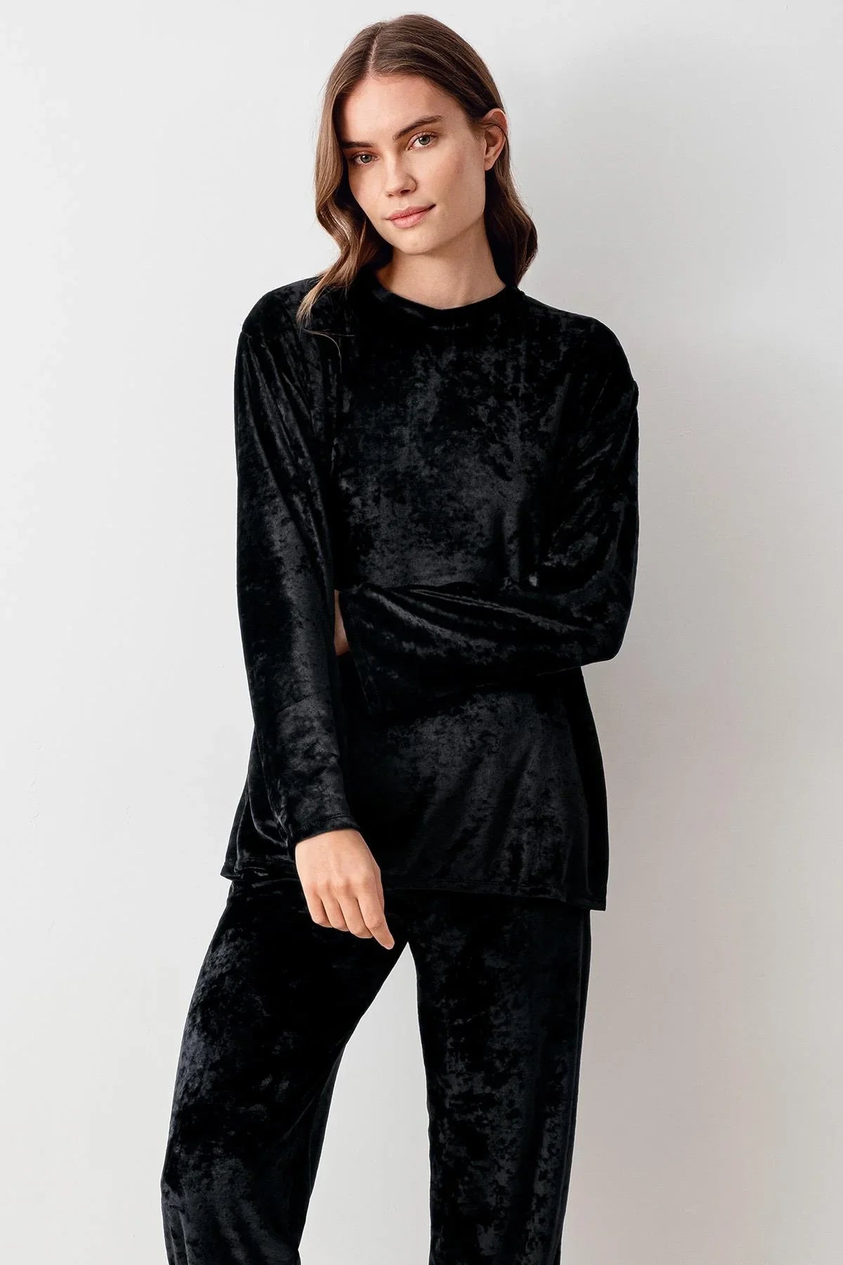 Uzun Kollu Esnek Yumuşak Viskoz Kadife Pijama Takım 20201 - Artış Collection
