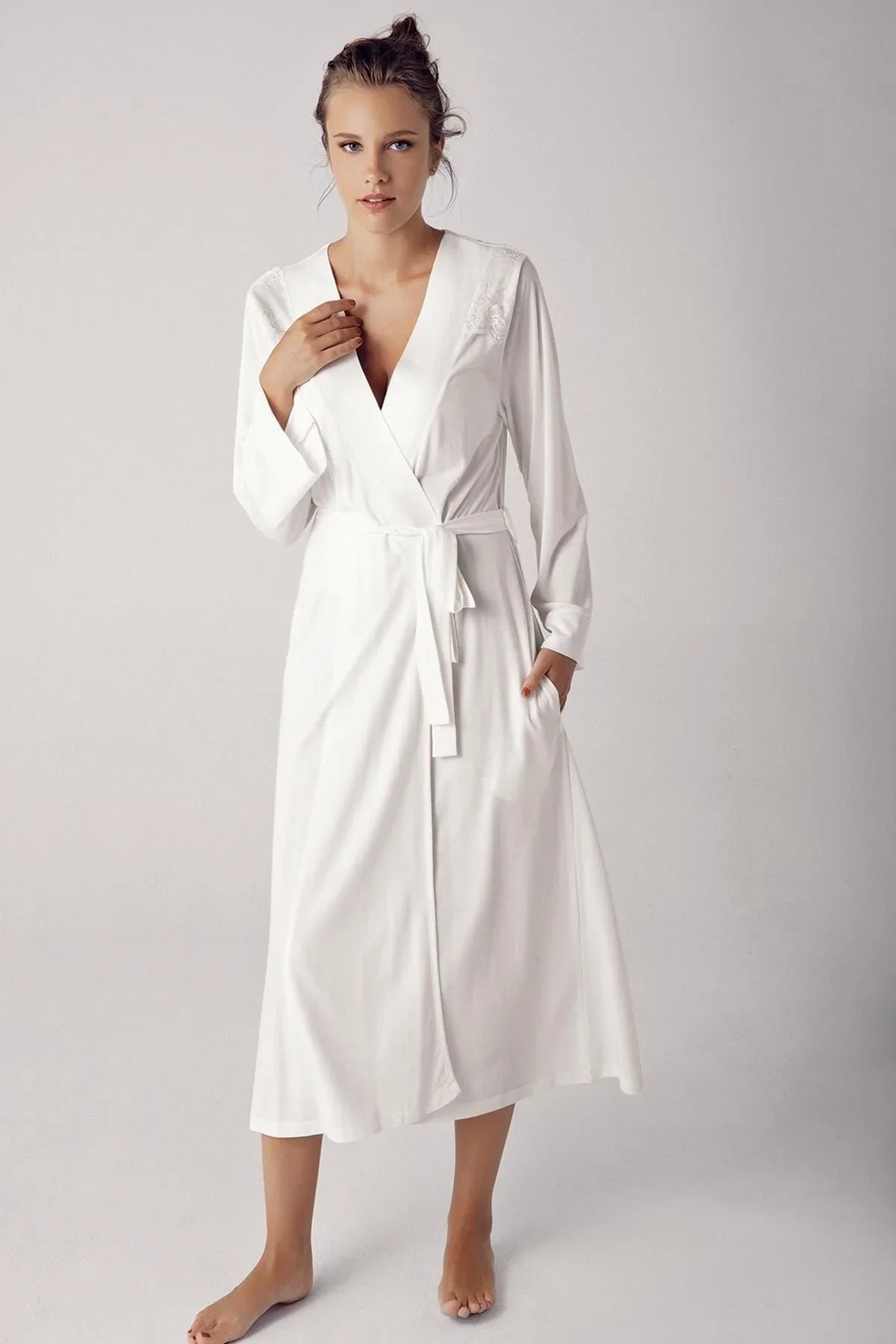 Kadın Dantelli Viskoz Sabahlık 13505