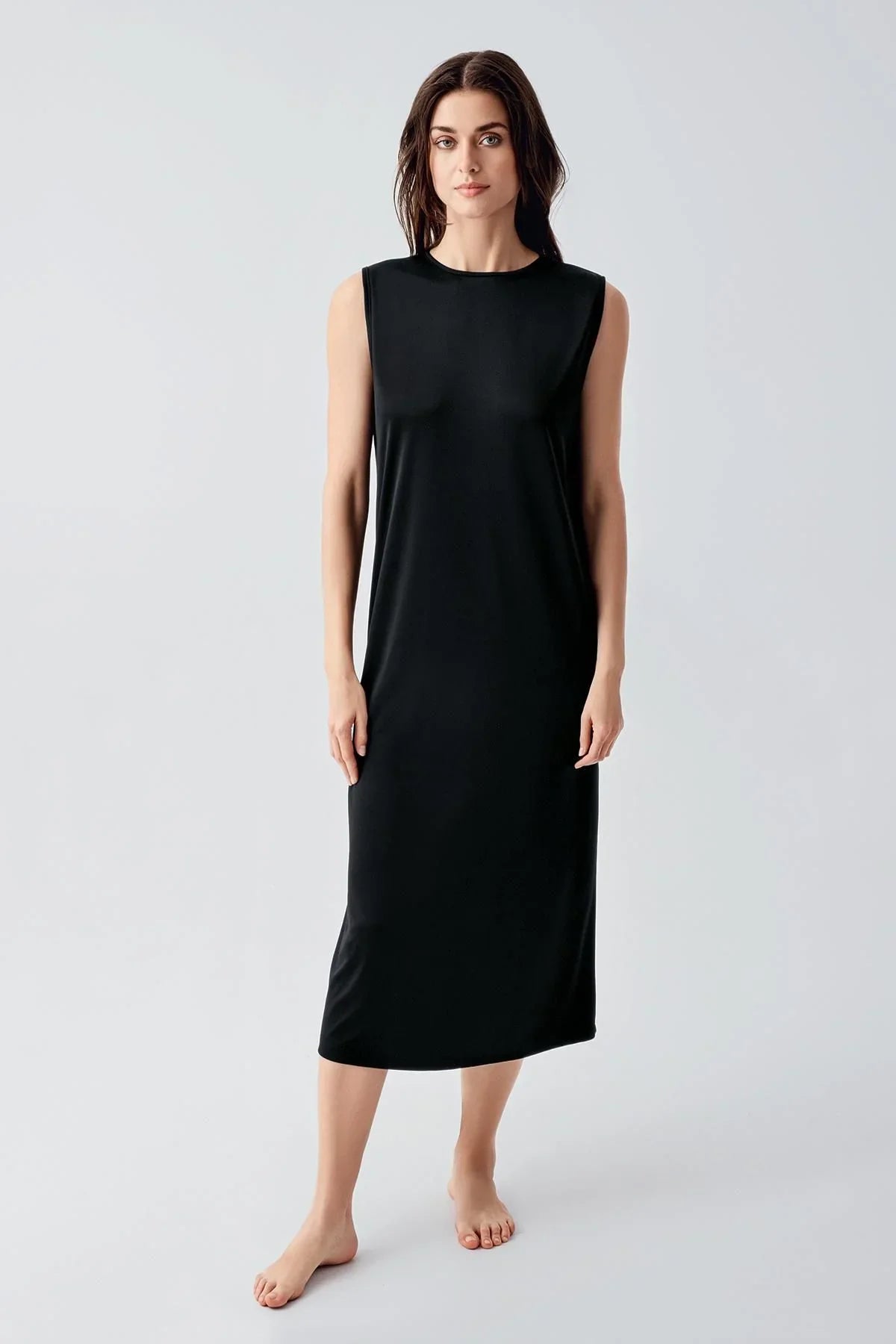 Kolsuz Uzun Elbise Astarı Jüpon Kombinezon 28102