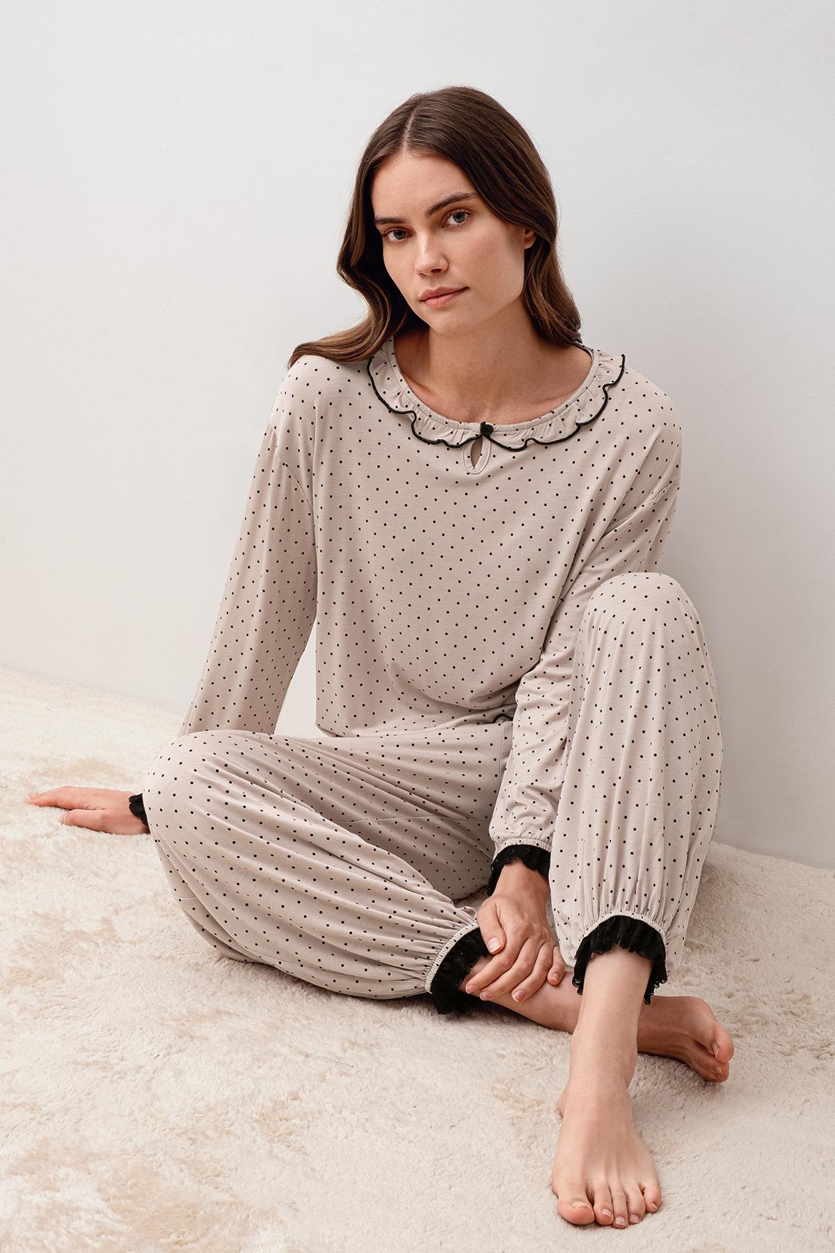 Uzun Kollu Puantiyeli Dantelli Paçası Lastikli Likralı Viskoz Pijama Takım 20208