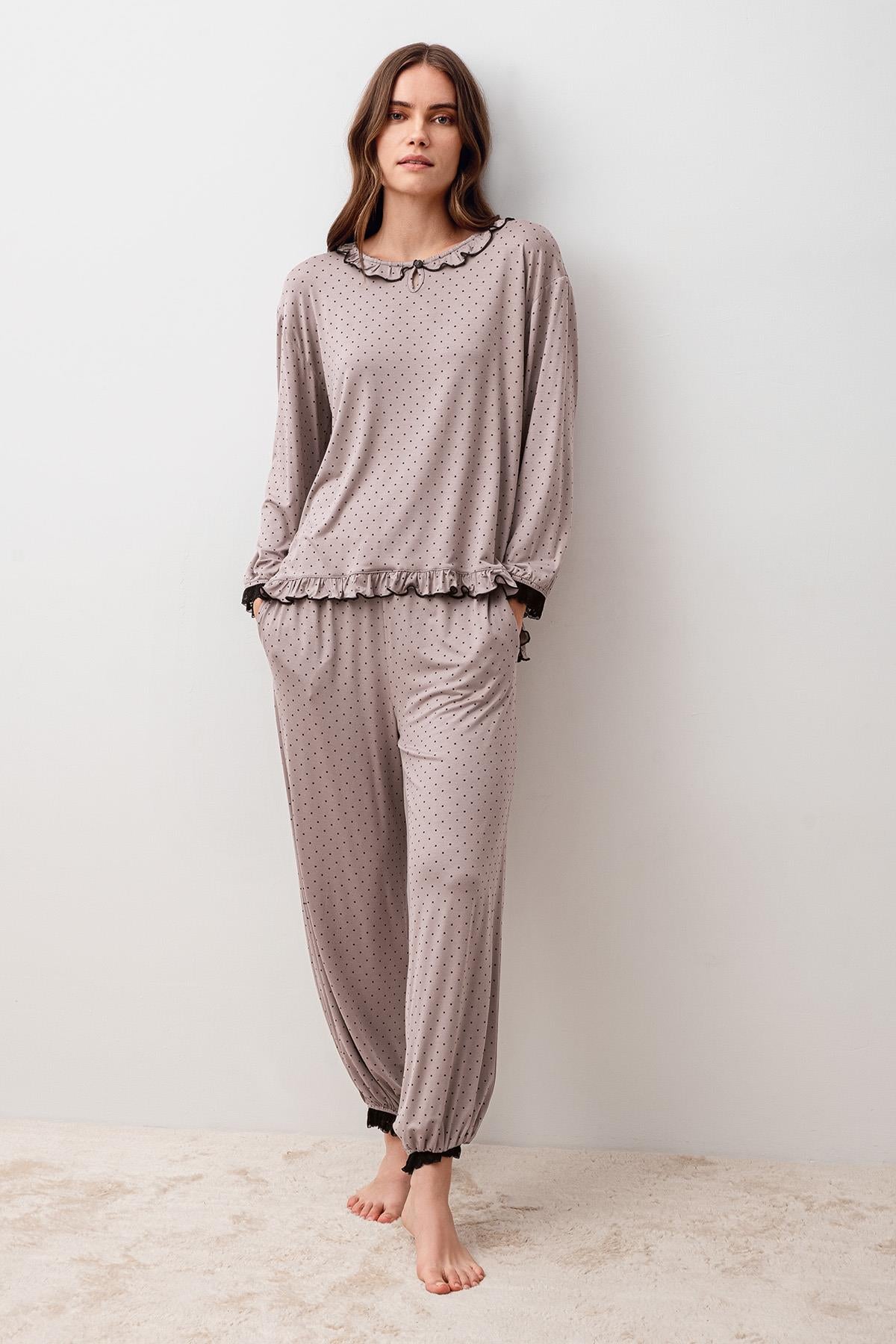 Uzun Kollu Puantiyeli Dantelli Paçası Lastikli Likralı Viskoz Pijama Takım 20208