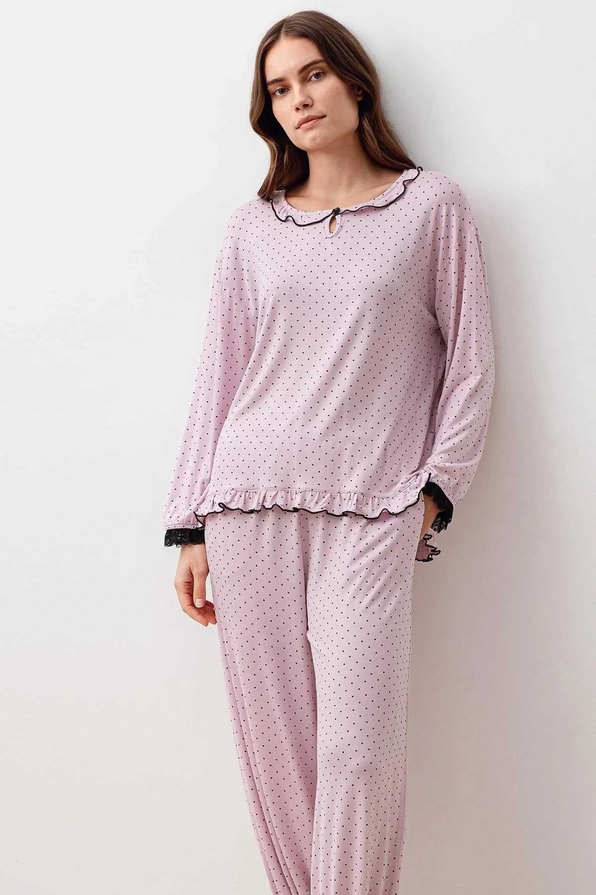 Uzun Kollu Puantiyeli Dantelli Paçası Lastikli Likralı Viskoz Pijama Takım 20208 - Artış Collection