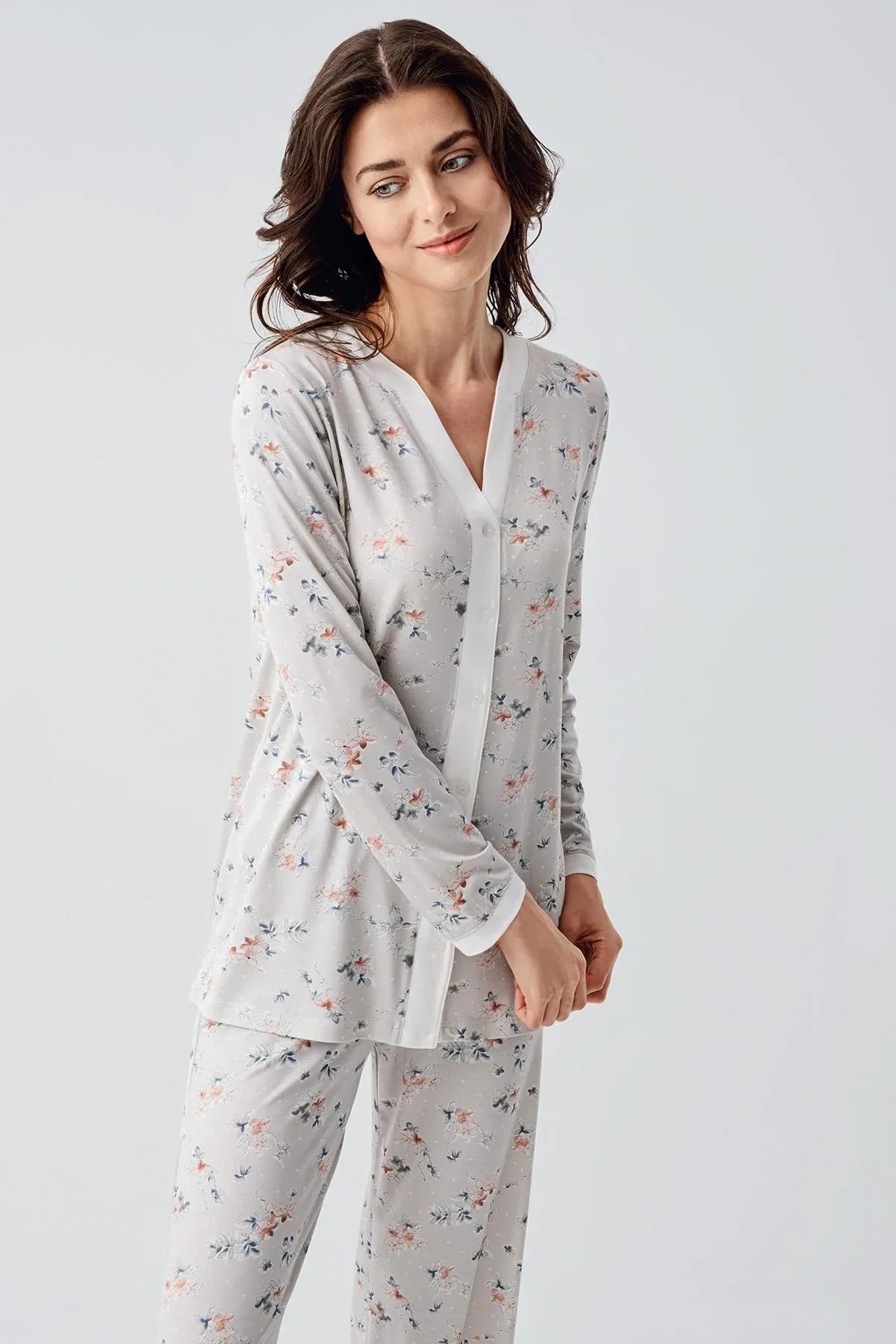 Uzun Kollu Çiçek Desenli Düğmeli Esnek Viskon Pijama Takım 16214 - Artış Collection