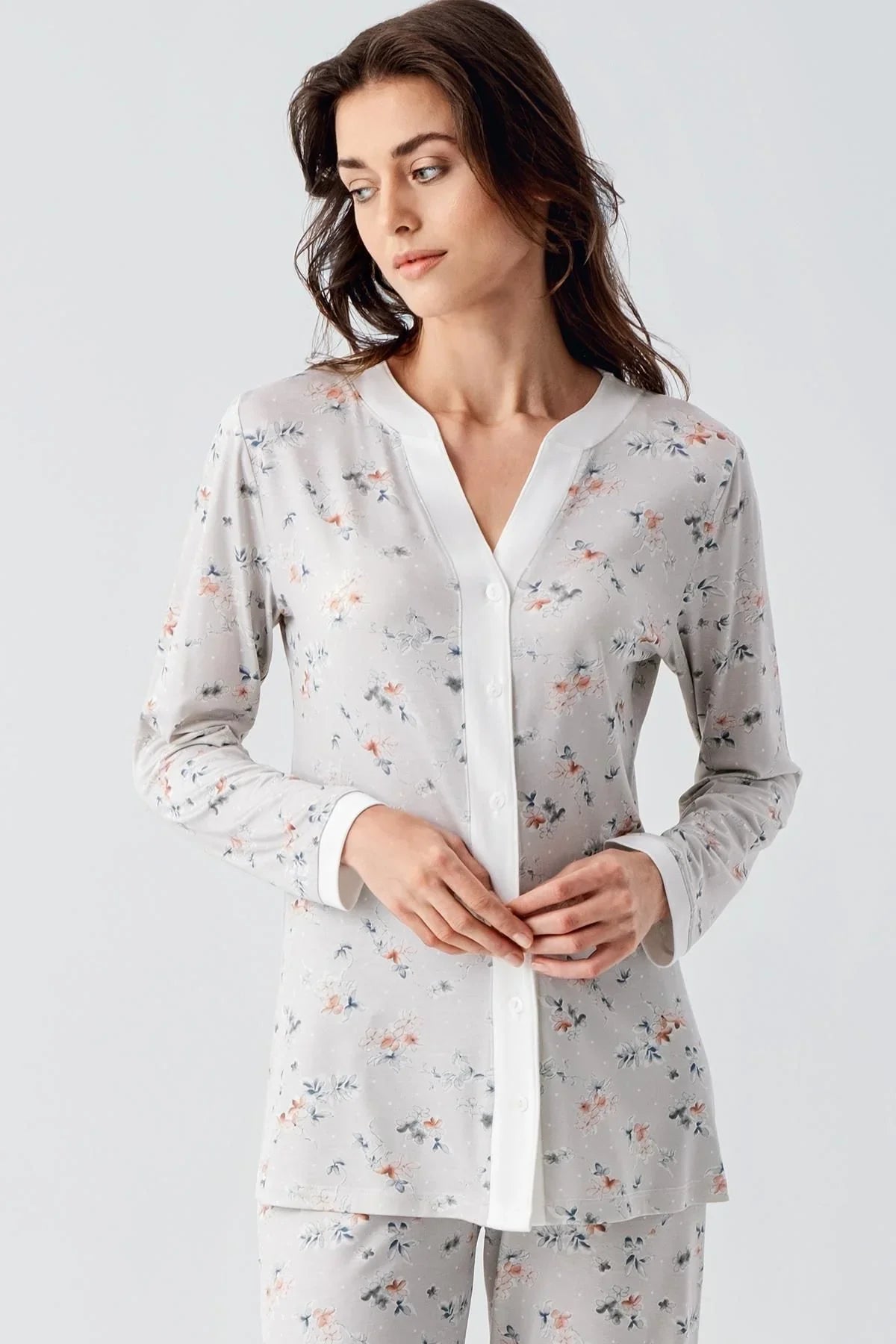 Uzun Kollu Çiçek Desenli Düğmeli Esnek Viskon Pijama Takım 16214 - Artış Collection