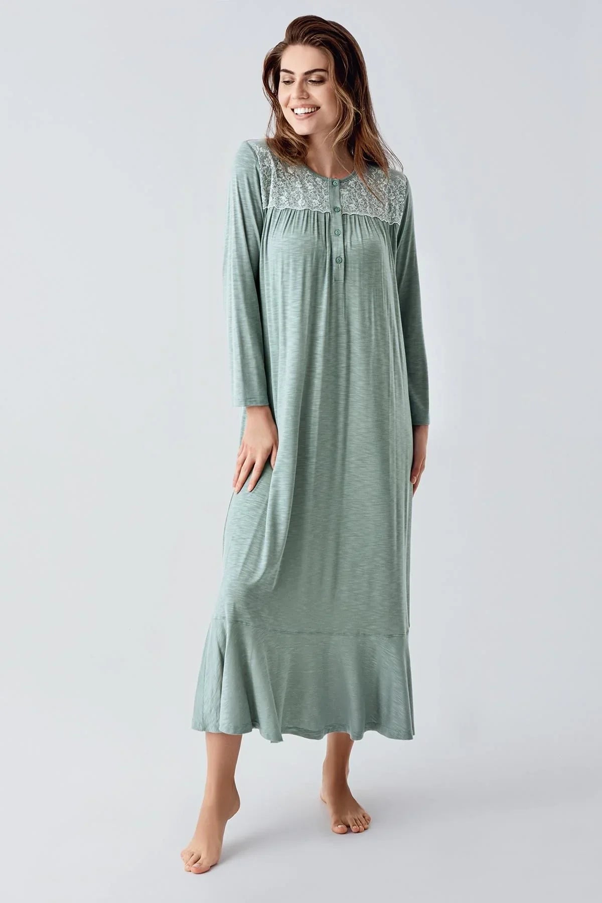 Uzun Kollu Dantelli Düğmeli Esnek Viskoz Gecelik 21108