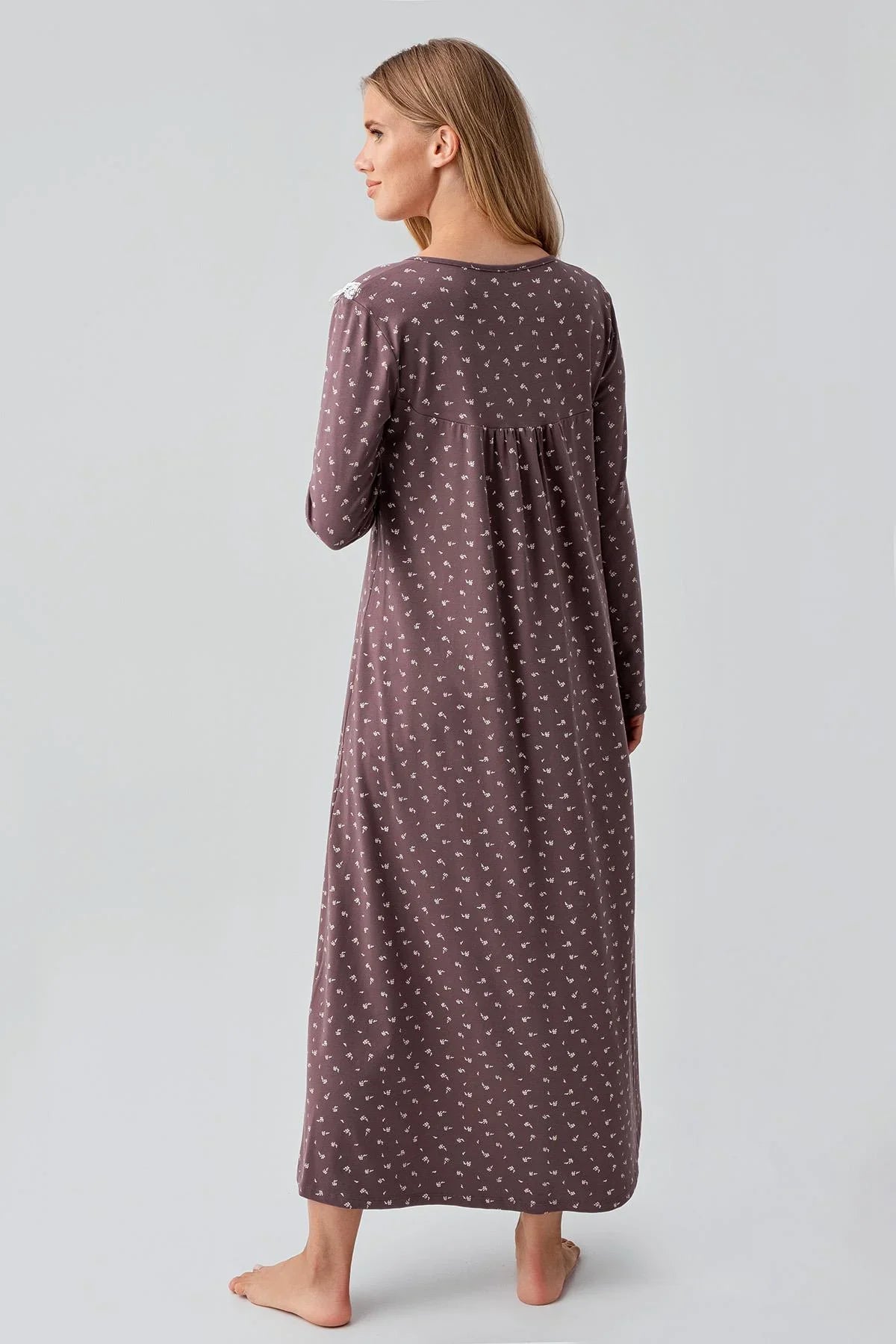 Uzun Kollu Desenli Düğmeli Esnek Pamuklu Gecelik 18101