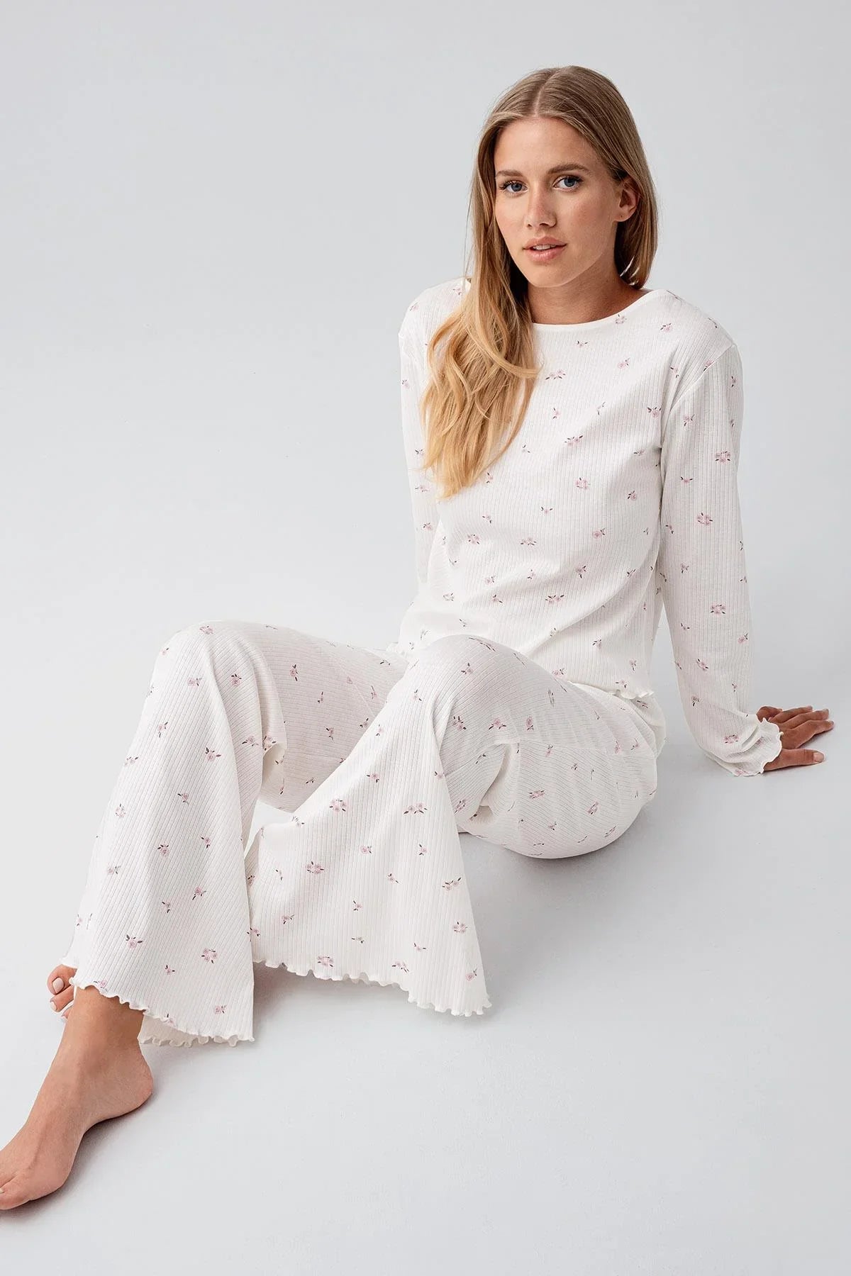 Long Sleeve Patterned Flexible Cotton Pajama Set 18219