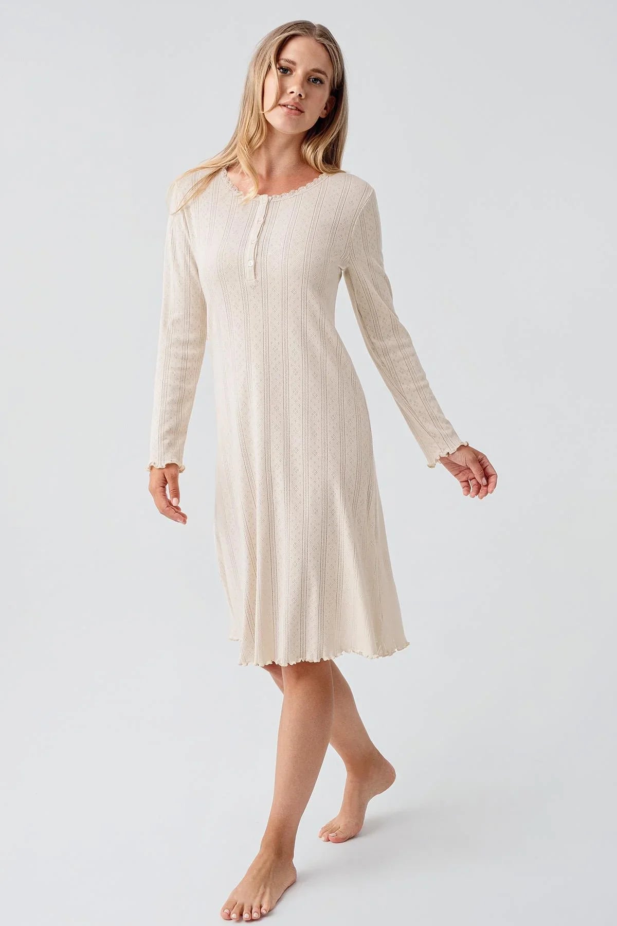 Uzun Kollu Düğmeli Ajurlu Esnek Pamuklu Kısa Gecelik 18107 - Artış Collection