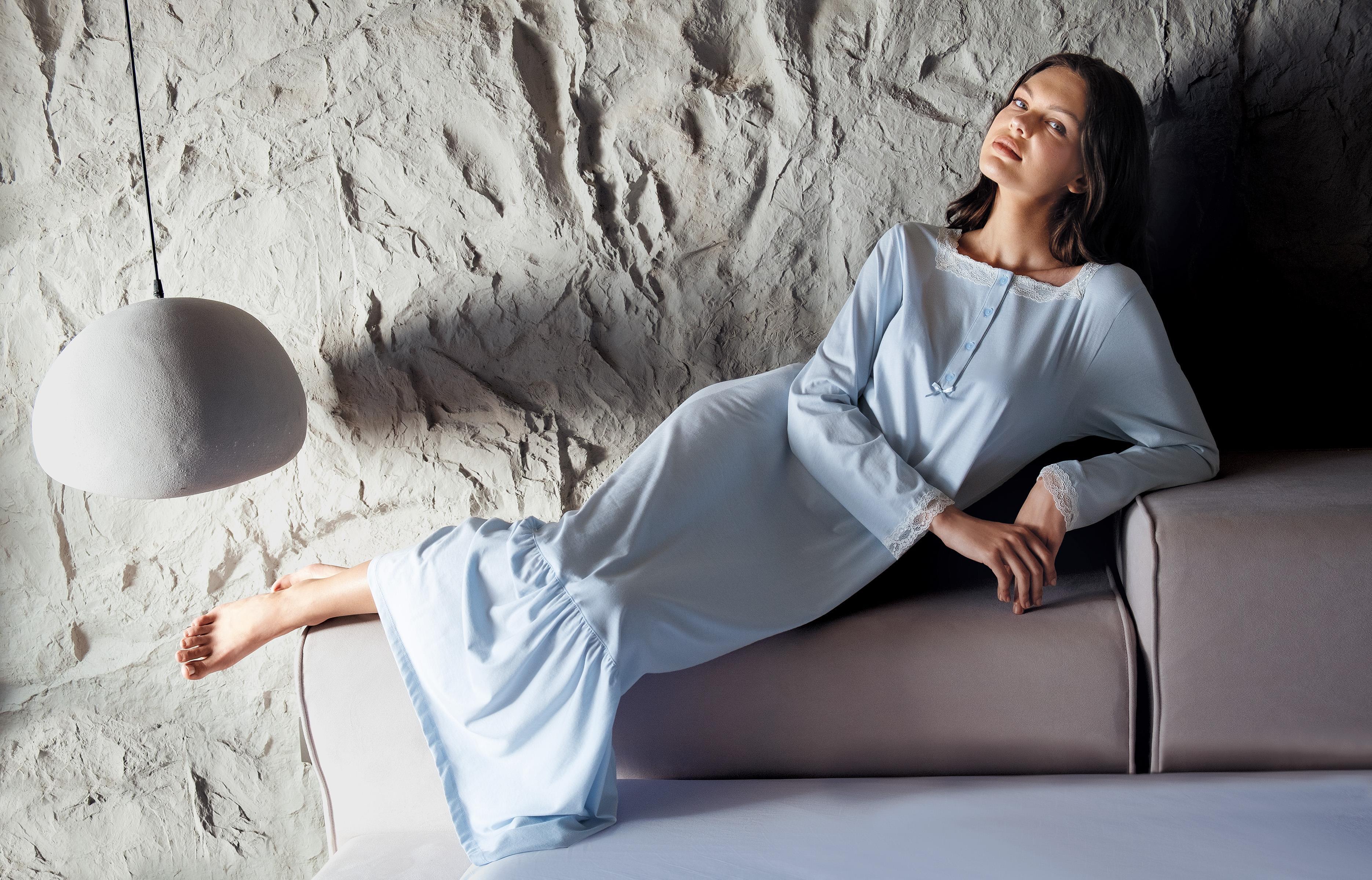 Uzun Kollu Düğmeli Dantelli Esnek Pamuklu Gecelik 18100 - Artış Collection