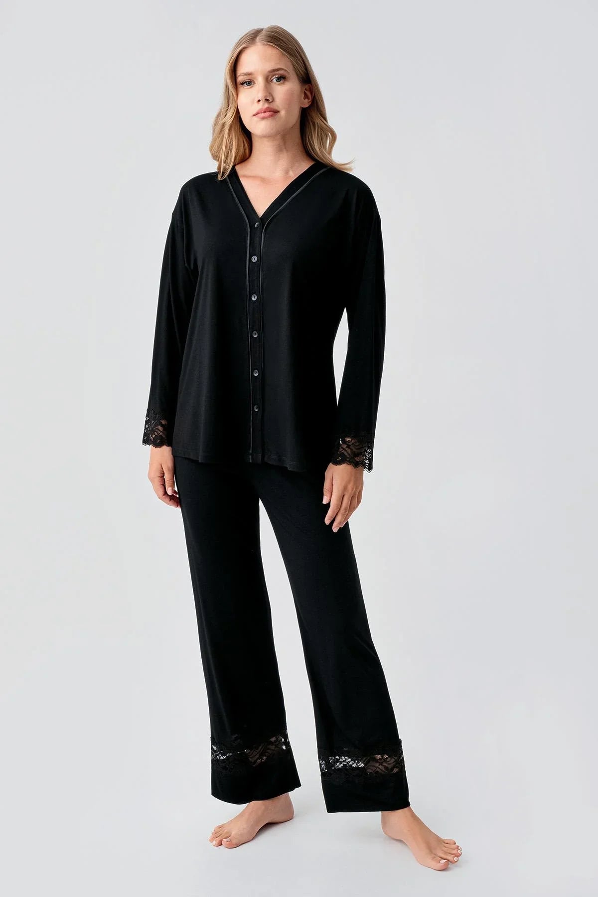 Uzun Kollu Düğmeli Dantelli Esnek Viskoz Pijama Takım 18206 - Artış Collection