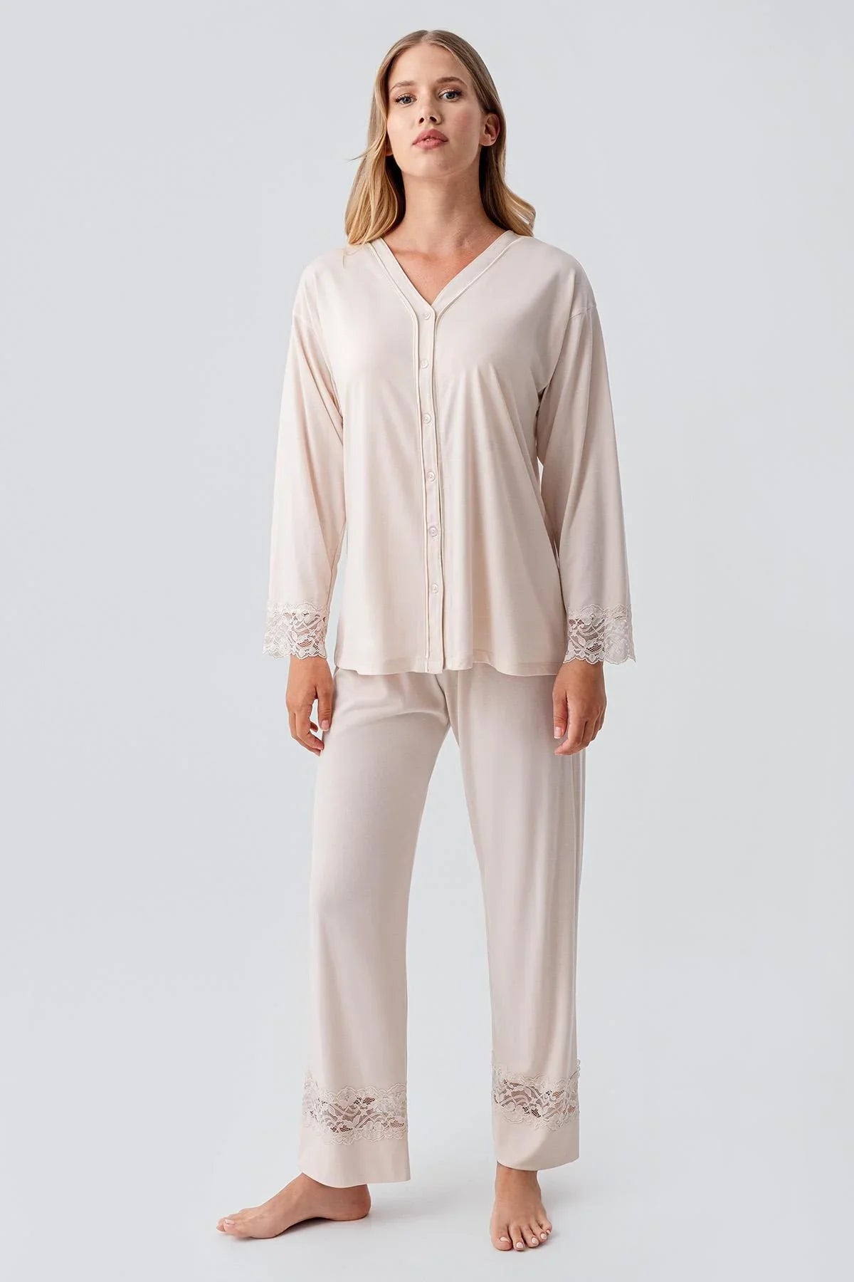 Uzun Kollu Düğmeli Dantelli Esnek Viskoz Pijama Takım 18206 - Artış Collection