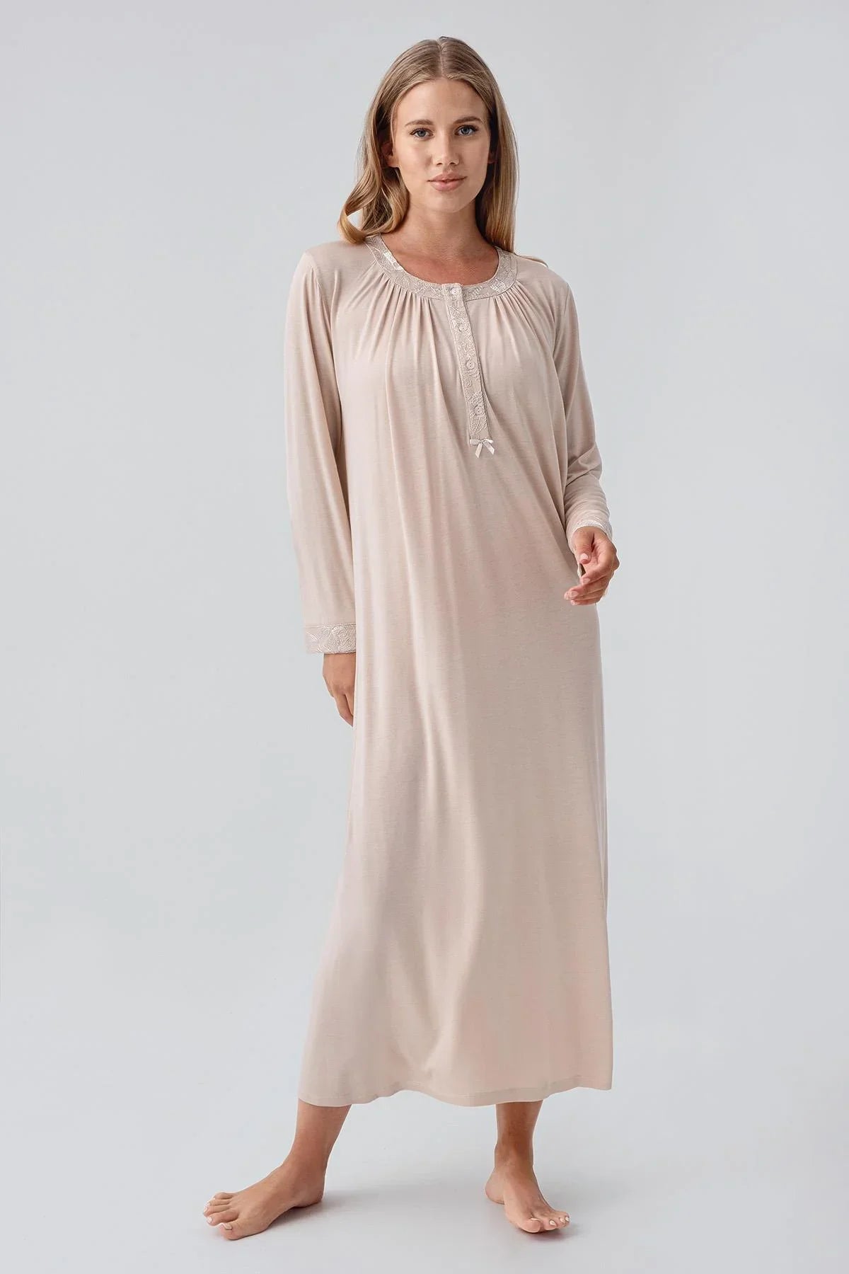 Uzun Kollu Düğmeli Esnek Viskoz Gecelik 18104