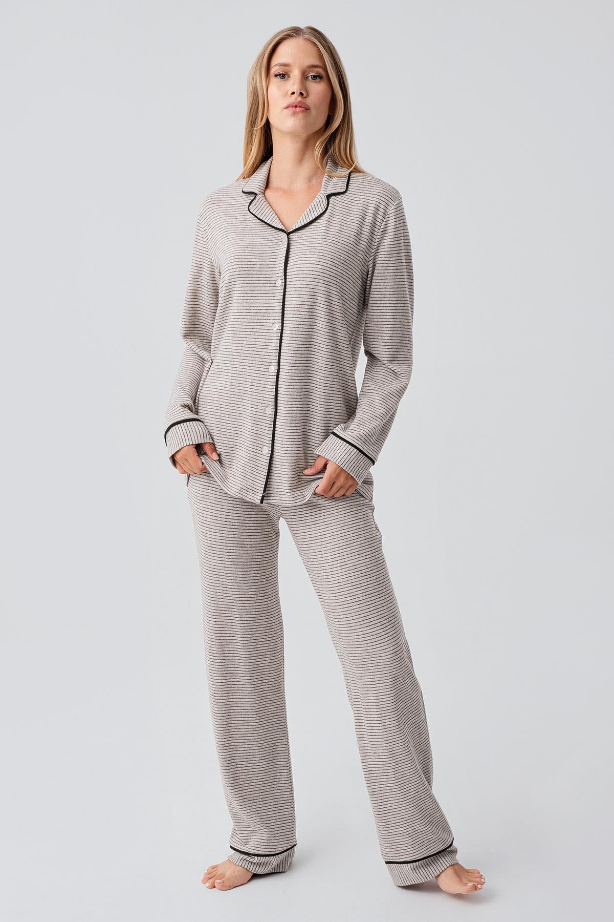 Uzun Kollu Düğmeli Esnek Yumuşak Dokulu Viskoz Pijama Takım 18217