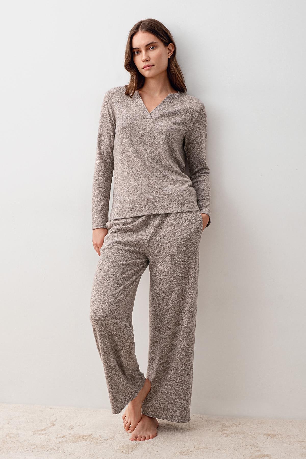 Uzun Kollu Yumuşak Dokulu Esnek Viskoz Pijama Takım 20209