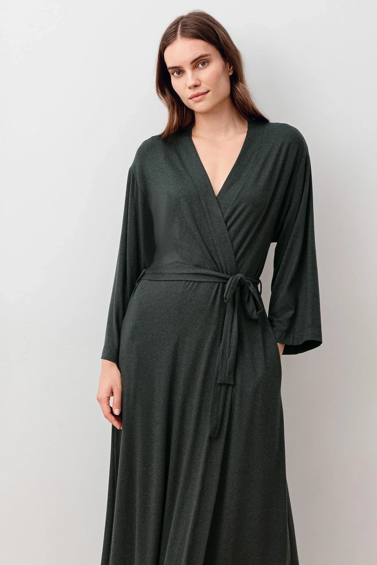 Long-Sleeve Soft-Texture Flexible Viscose Robe 20500