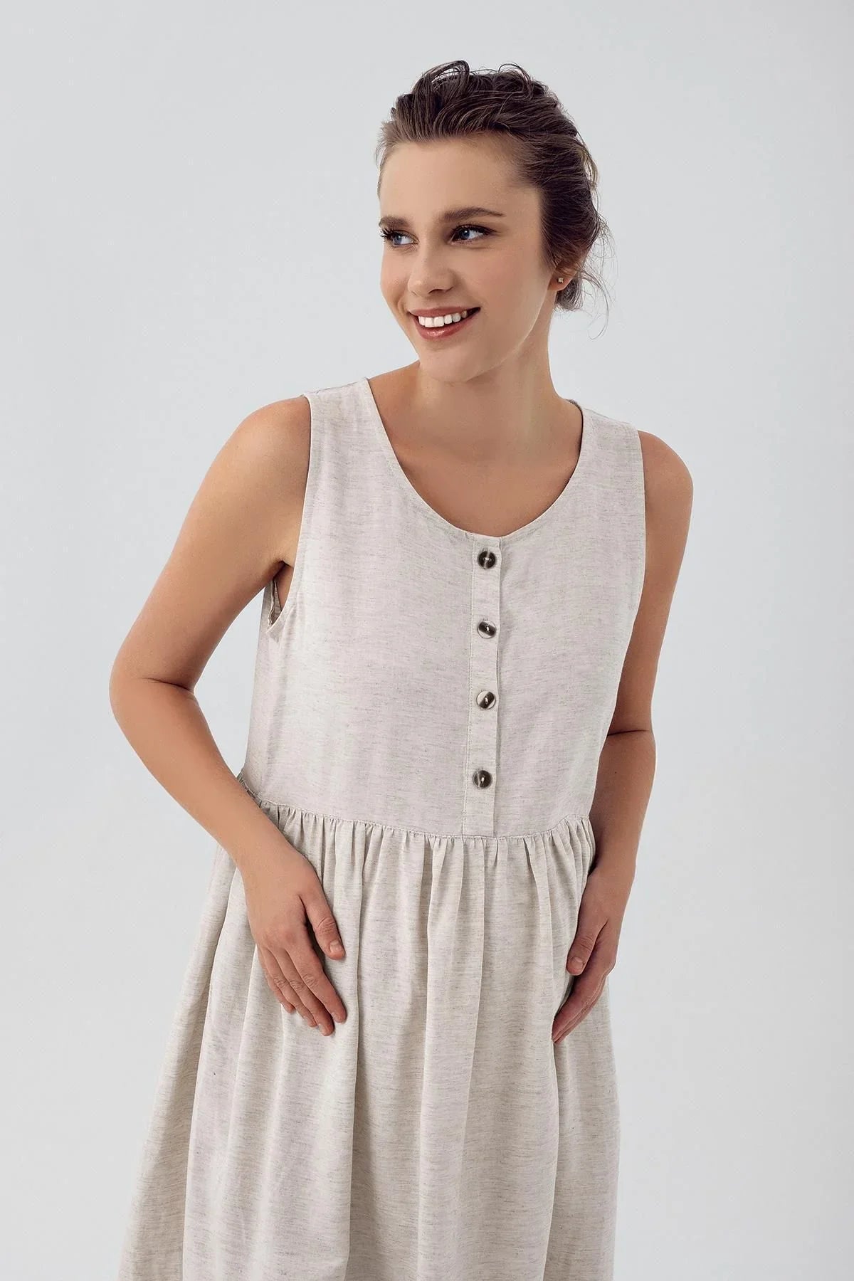 Şıklık ve Konfor Bir Arada: Ev Elbisesi