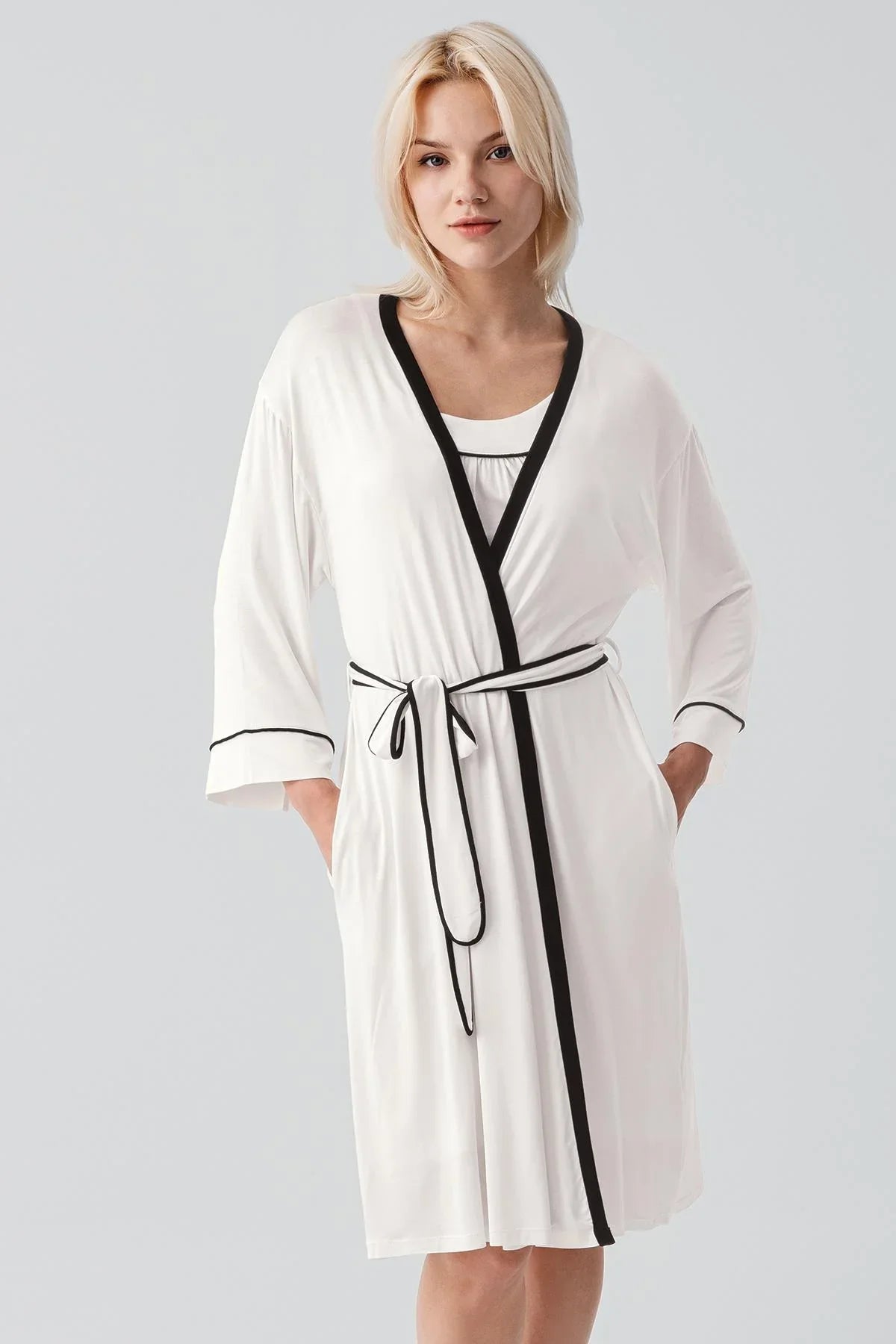 Sleeveless Bias-Cut Short Lycra Flexible Viscose Robe Nightgown Set 19415
