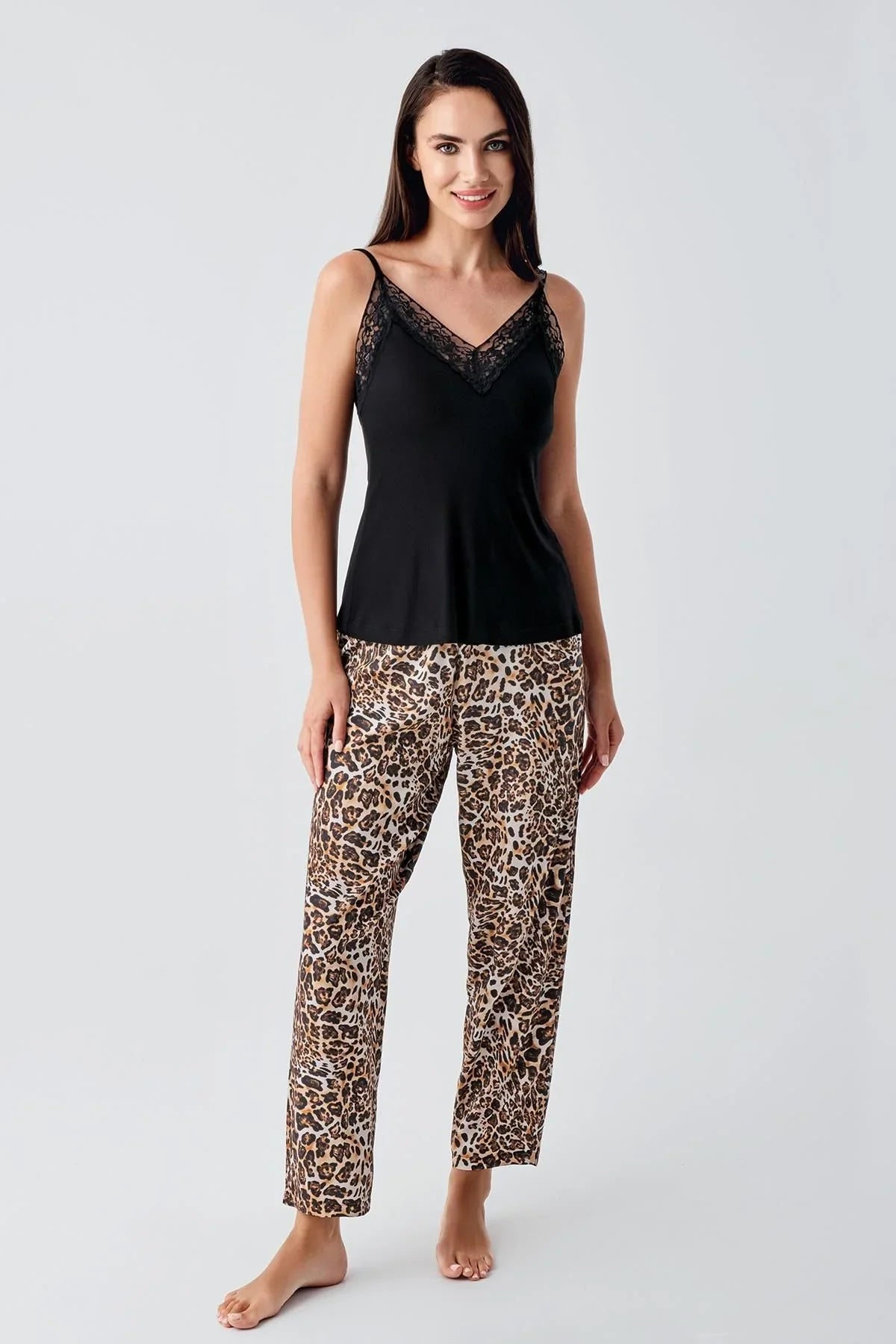 Askılı Dantelli Leopar Desenli Esnek Sabahlık Pijama Takım 23107