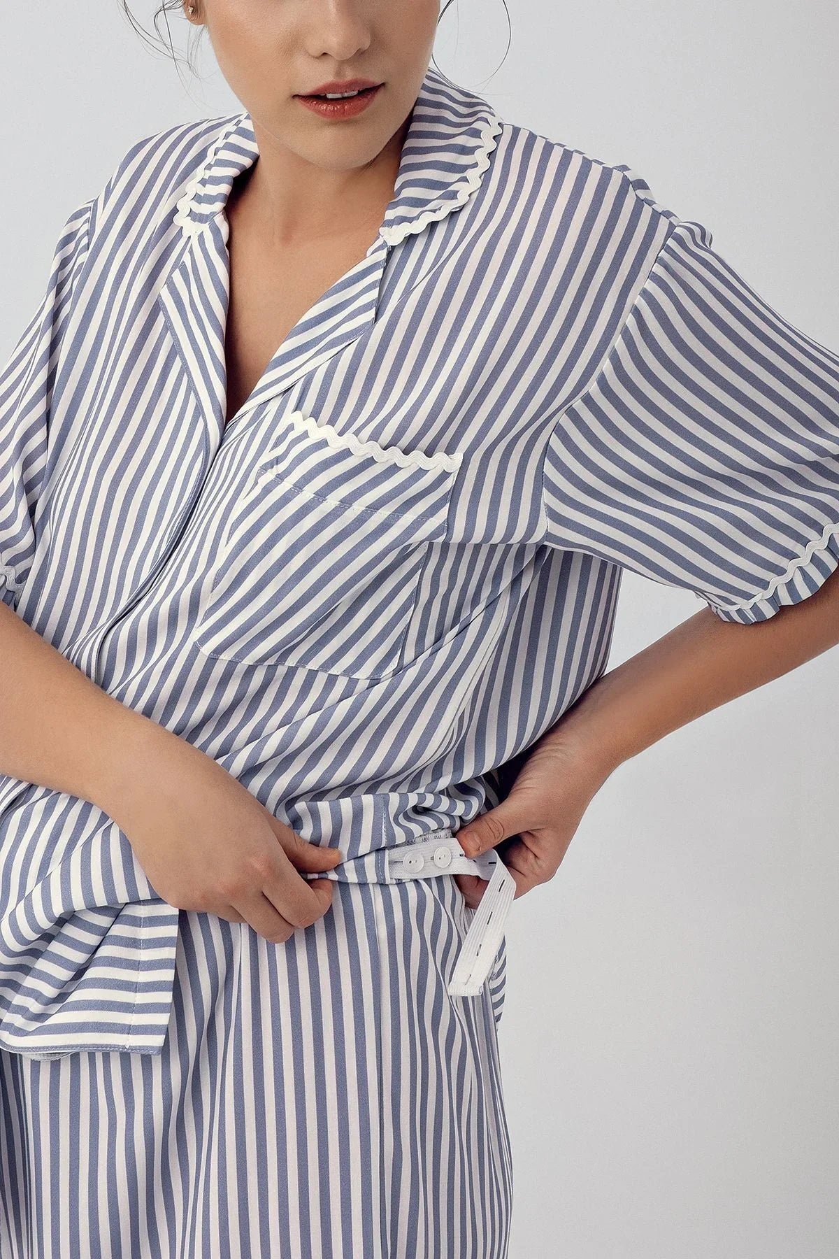 Çizgili Düğmeli Kısa Kollu Esnek Viskoz Şortlu Hamile Pijama Takımı 16204