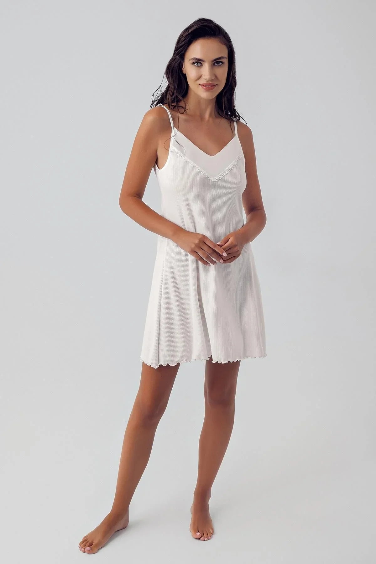 Dantelli Askılı Kısa Esnek Viskoz Gecelik 15106