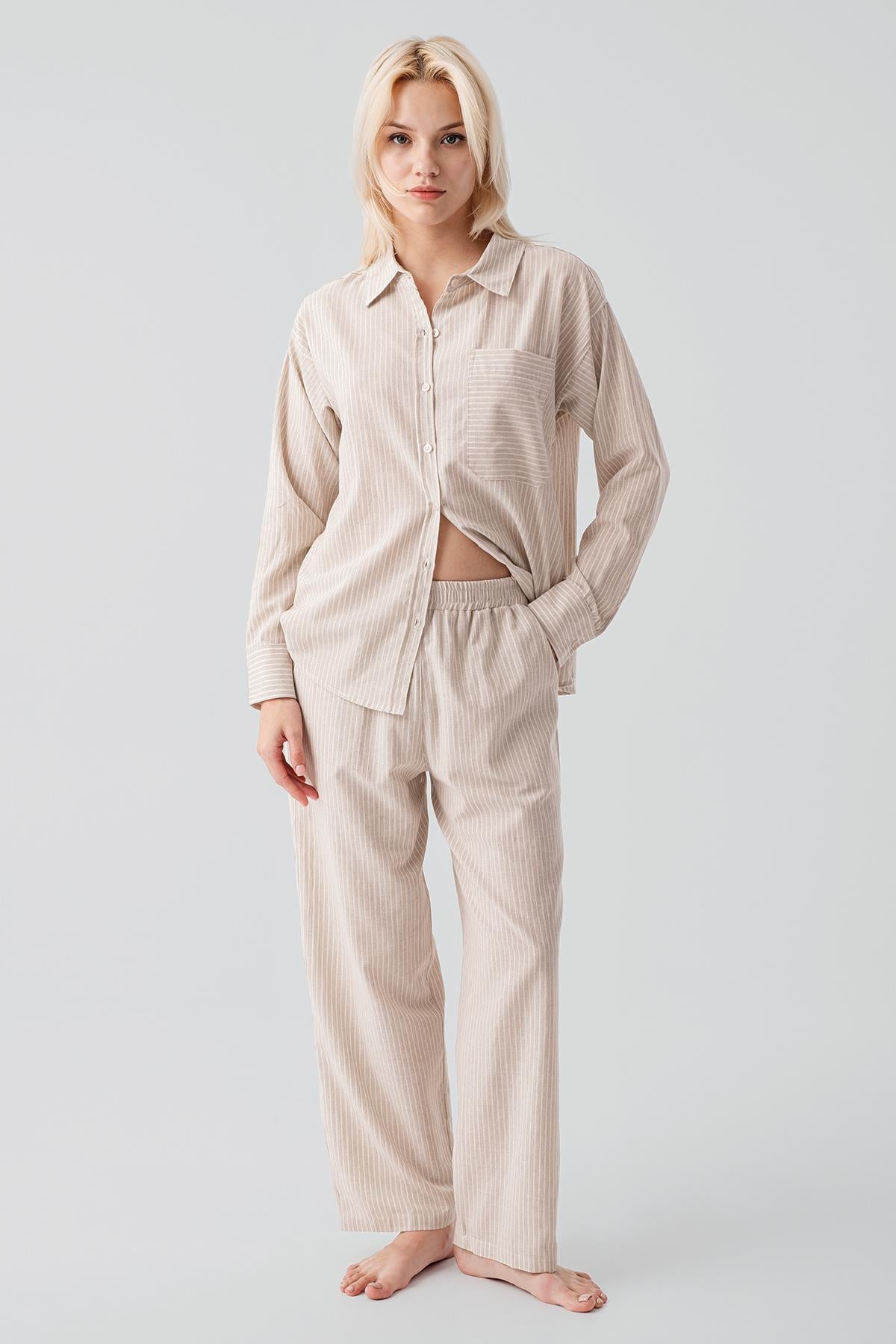 Uzun Kollu Çizgili Düğmeli Dokuma %100 Pamuk Pijama Takım 19209