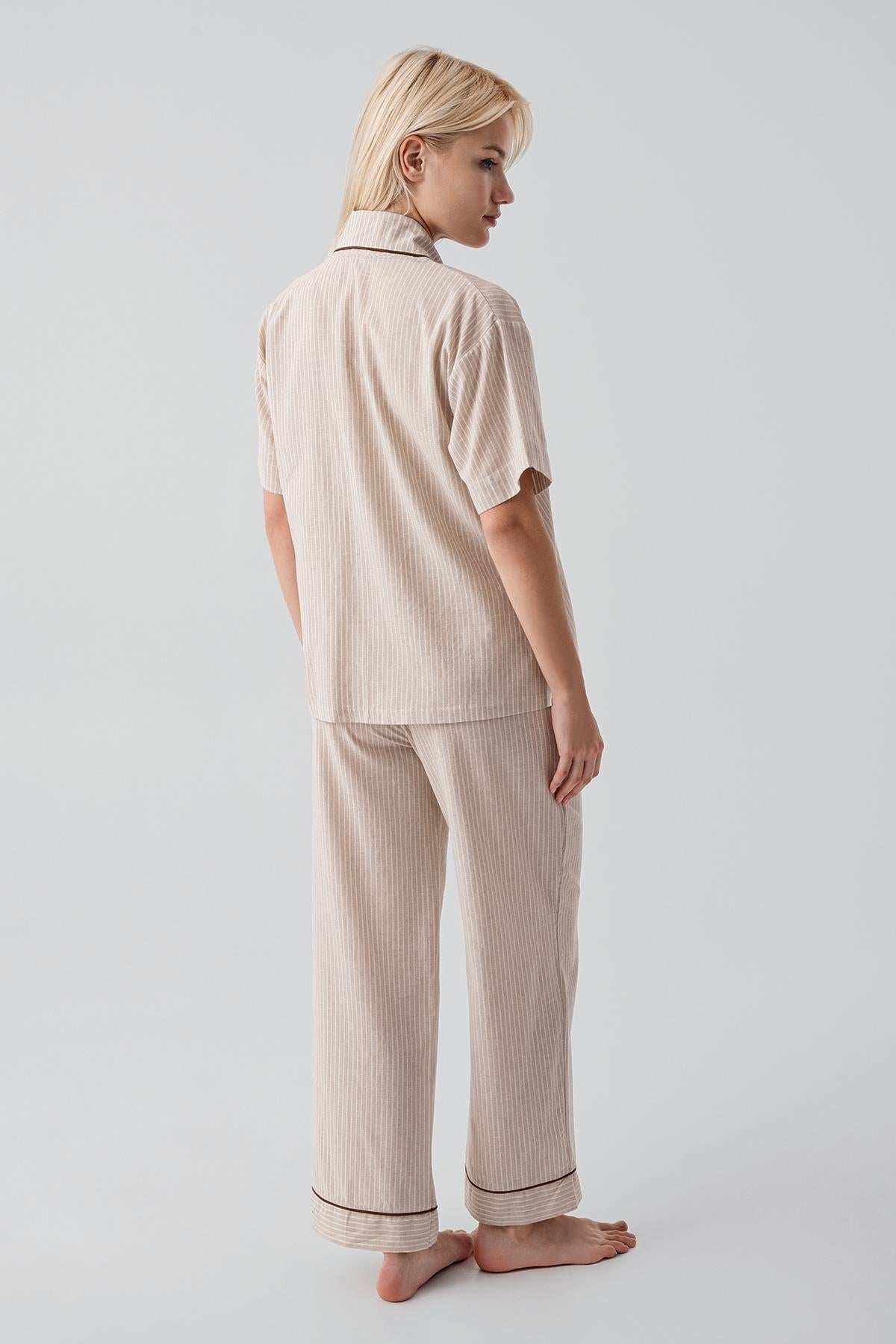 Kısa Kollu Düğmeli Çizgili Dokuma %100 Pamuk Pijama Takım 19208