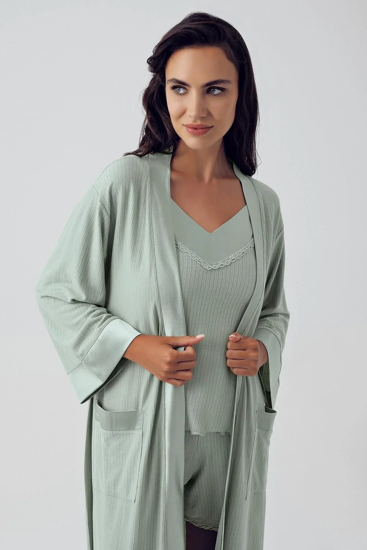 Kadın Esnek Viskoz Kısa Askılı Sabahlık Şortlu Pijama Takım 15306