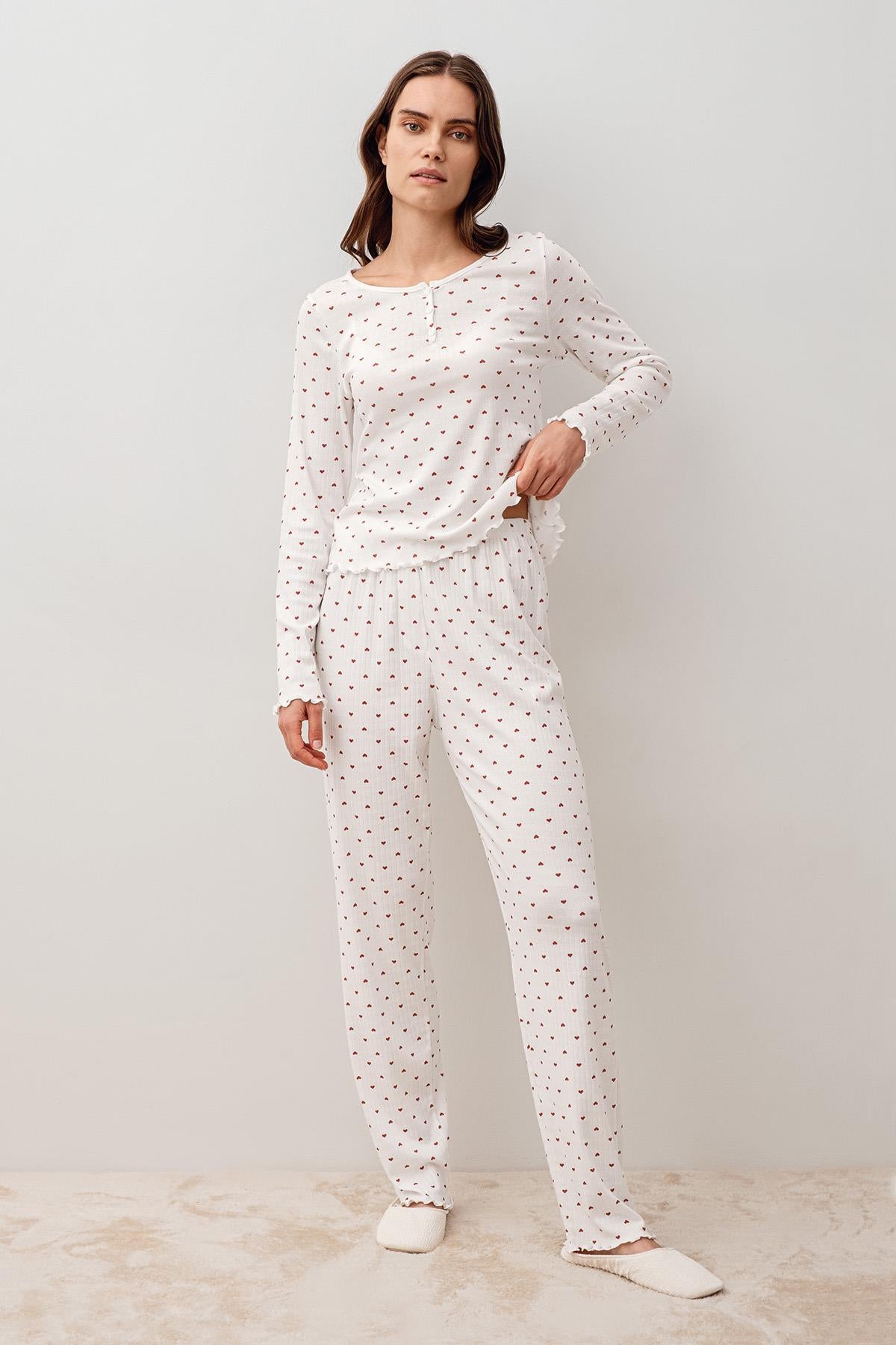 Uzun Kollu Kalpli Düğmeli %100 Pamuk Pijama Takım