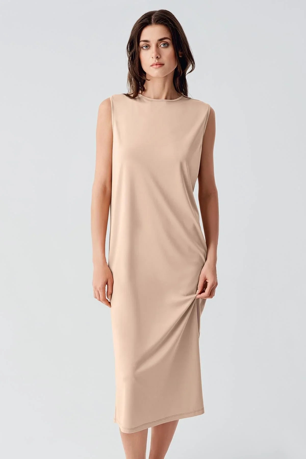 Kolsuz Uzun Elbise Astarı Jüpon Kombinezon 28102