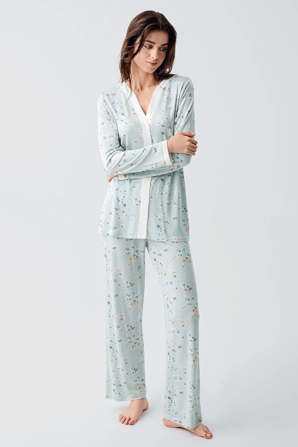 Uzun Kollu Çiçek Desenli Düğmeli Esnek Viskon Pijama Takım 16214 - Artış Collection