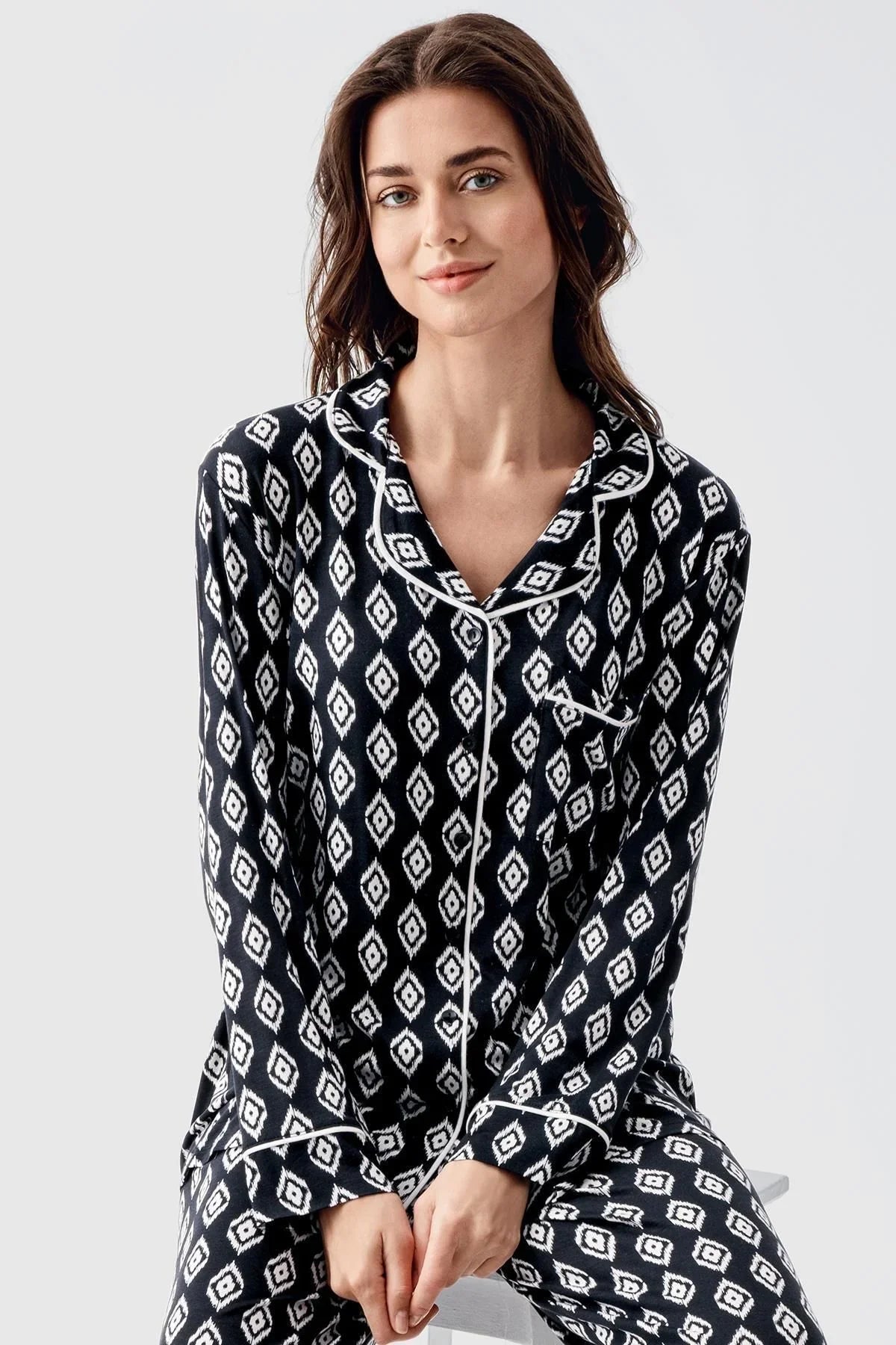 Long Sleeve Patterned Buttoned Flexible Lycra Viscose Pajama Set 22101