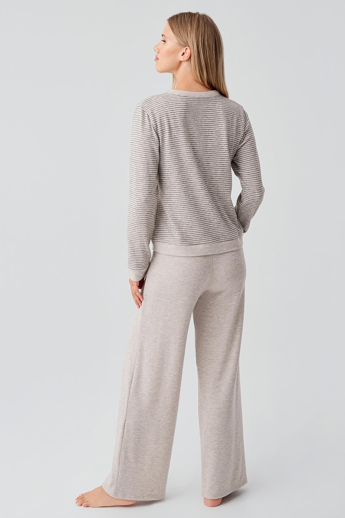 Uzun Kollu Düğmeli Esnek Yumuşak Dokulu Viskoz Pijama Takım 18204