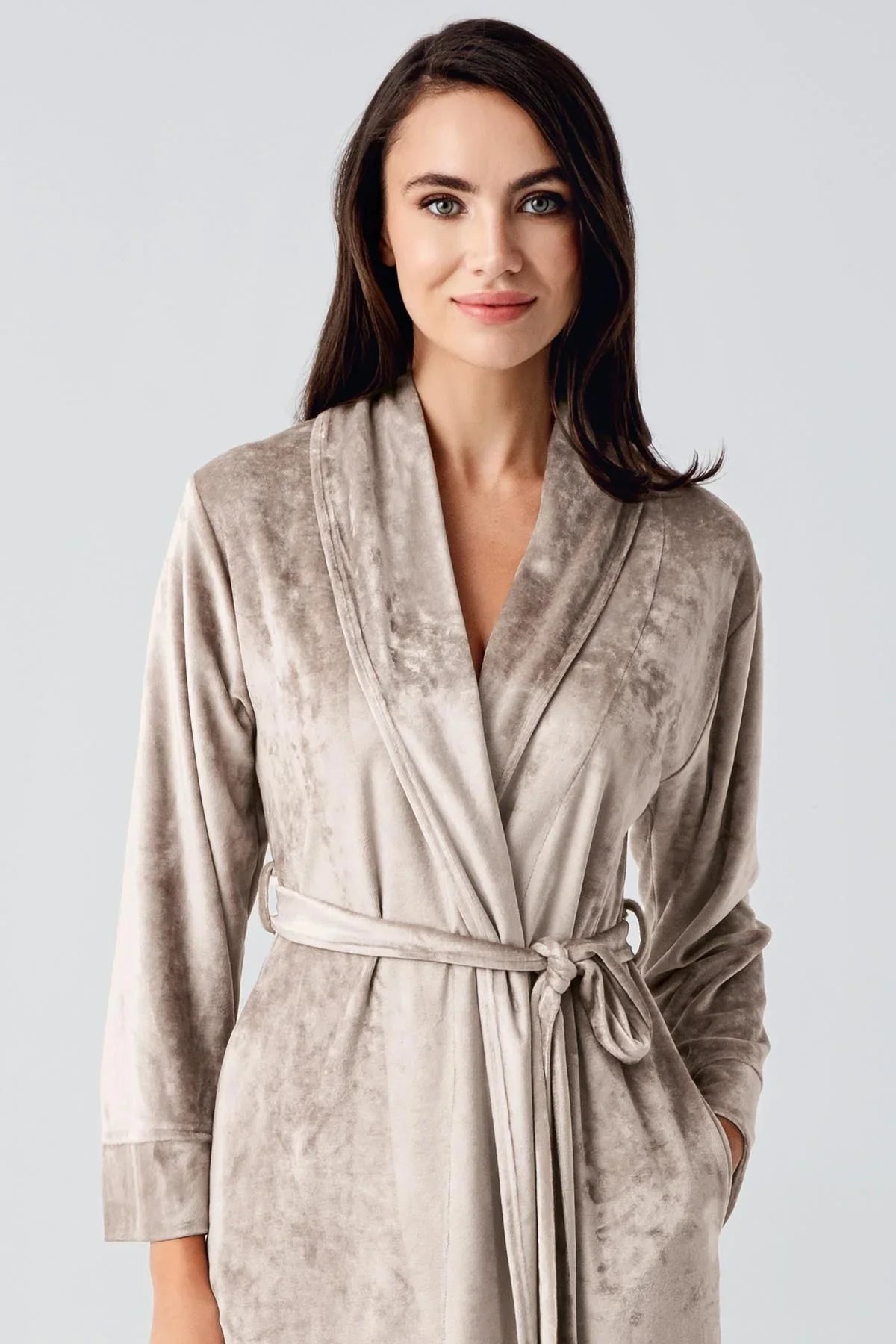 Long Sleeve Flexible Velvet Viscose Dressing Gown 25100