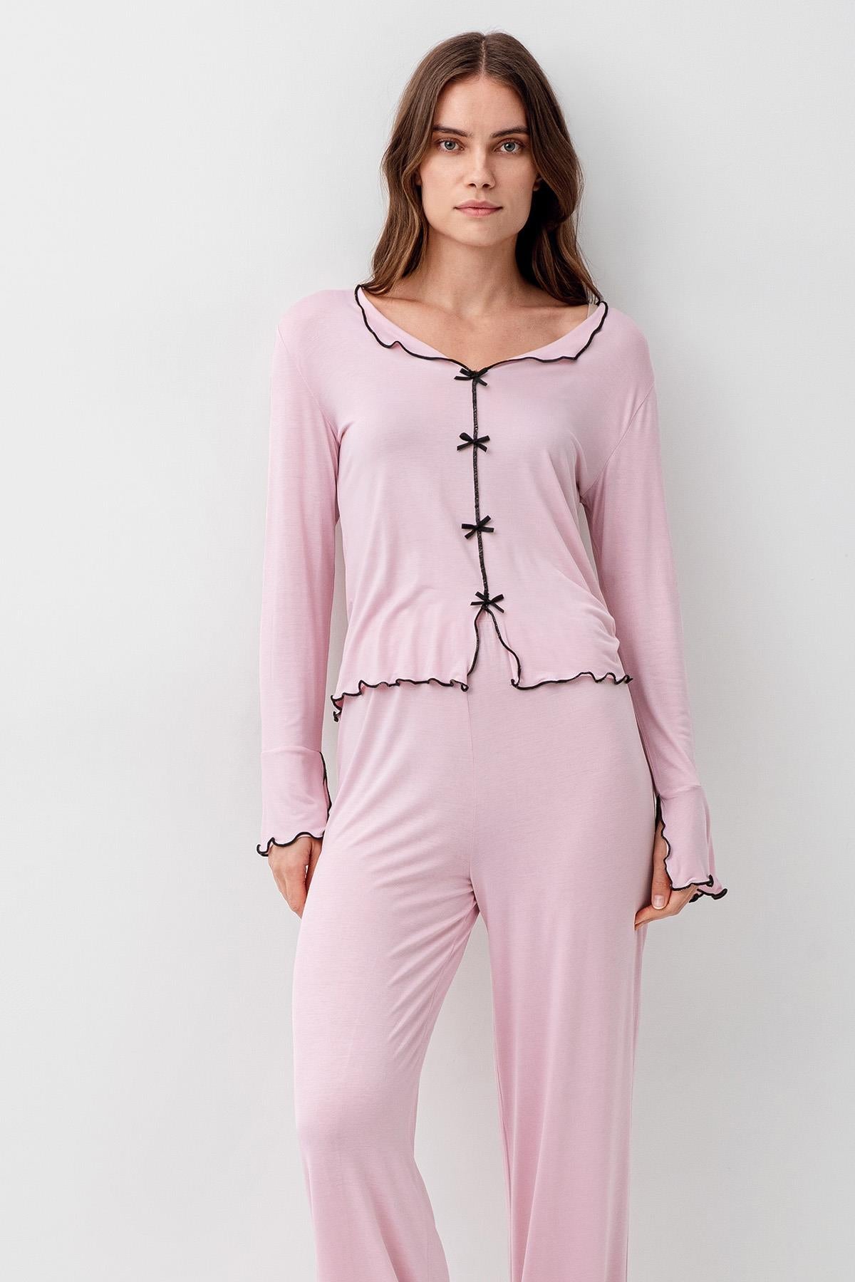 Uzun Kollu Kurdele Fiyonk Detaylı Esnek Likralı Viskoz Soft Pijama Takım 18208