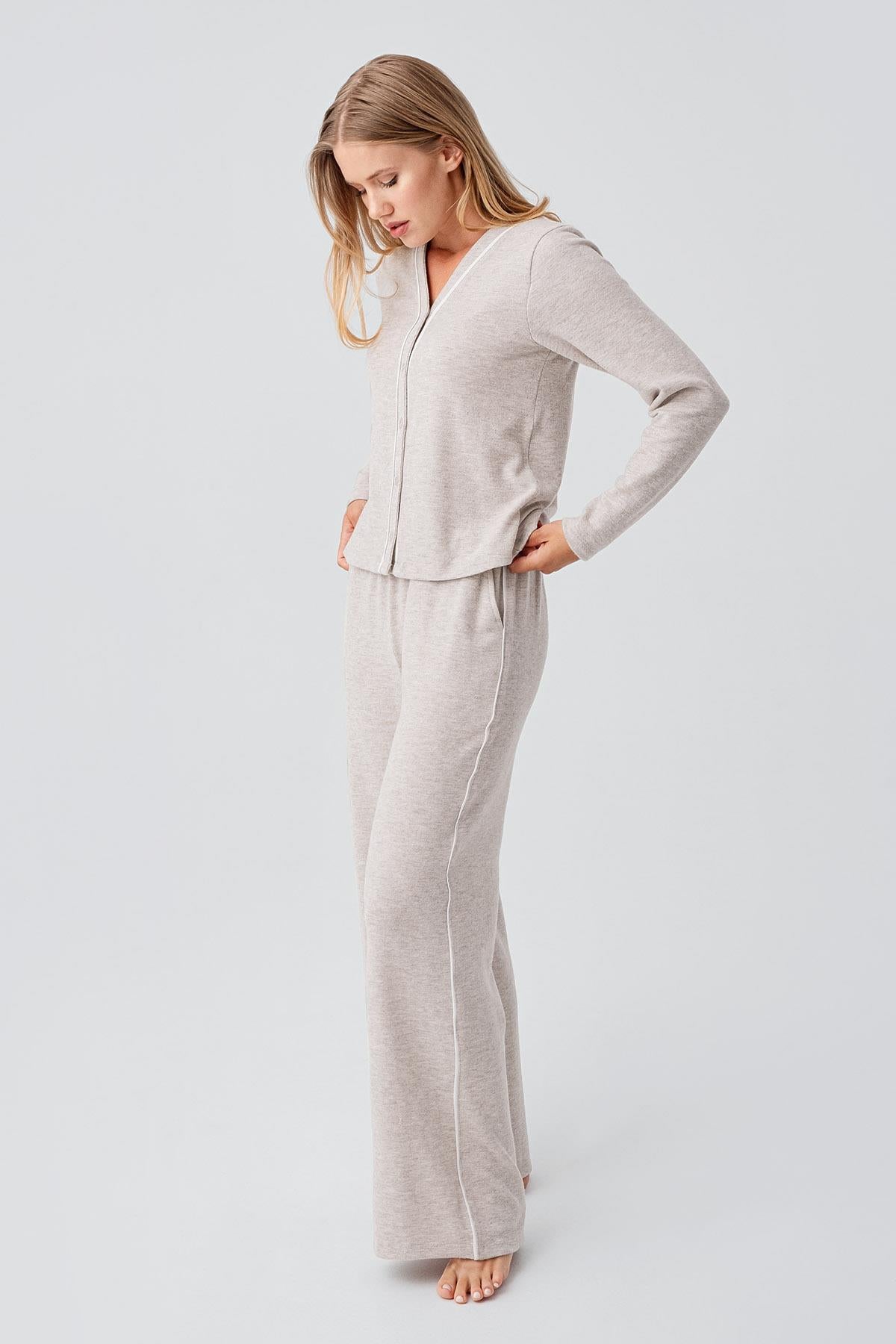 Uzun Kollu Düğmeli Esnek Yumuşak Dokulu Viskoz Pijama Takım 18205