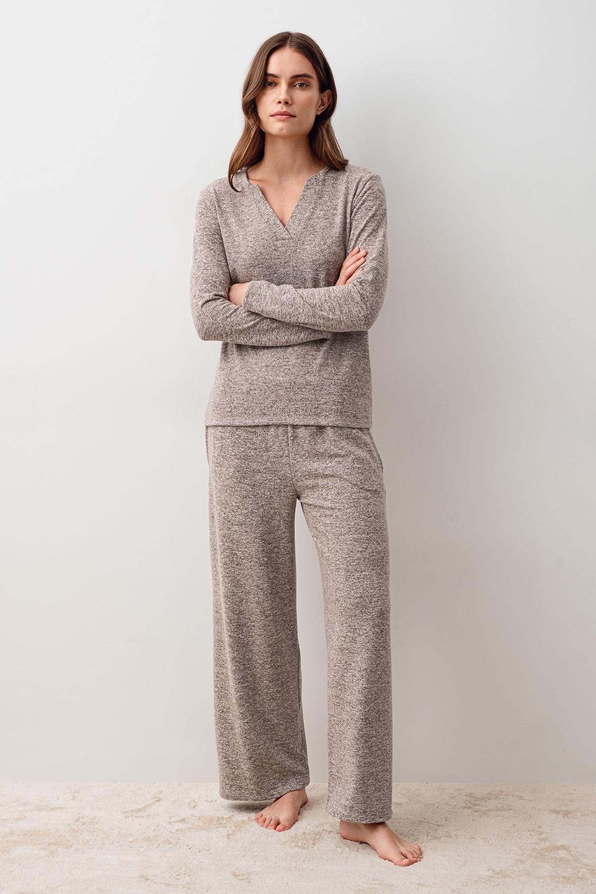 Uzun Kollu Yumuşak Dokulu Esnek Viskoz Pijama Takım 20209